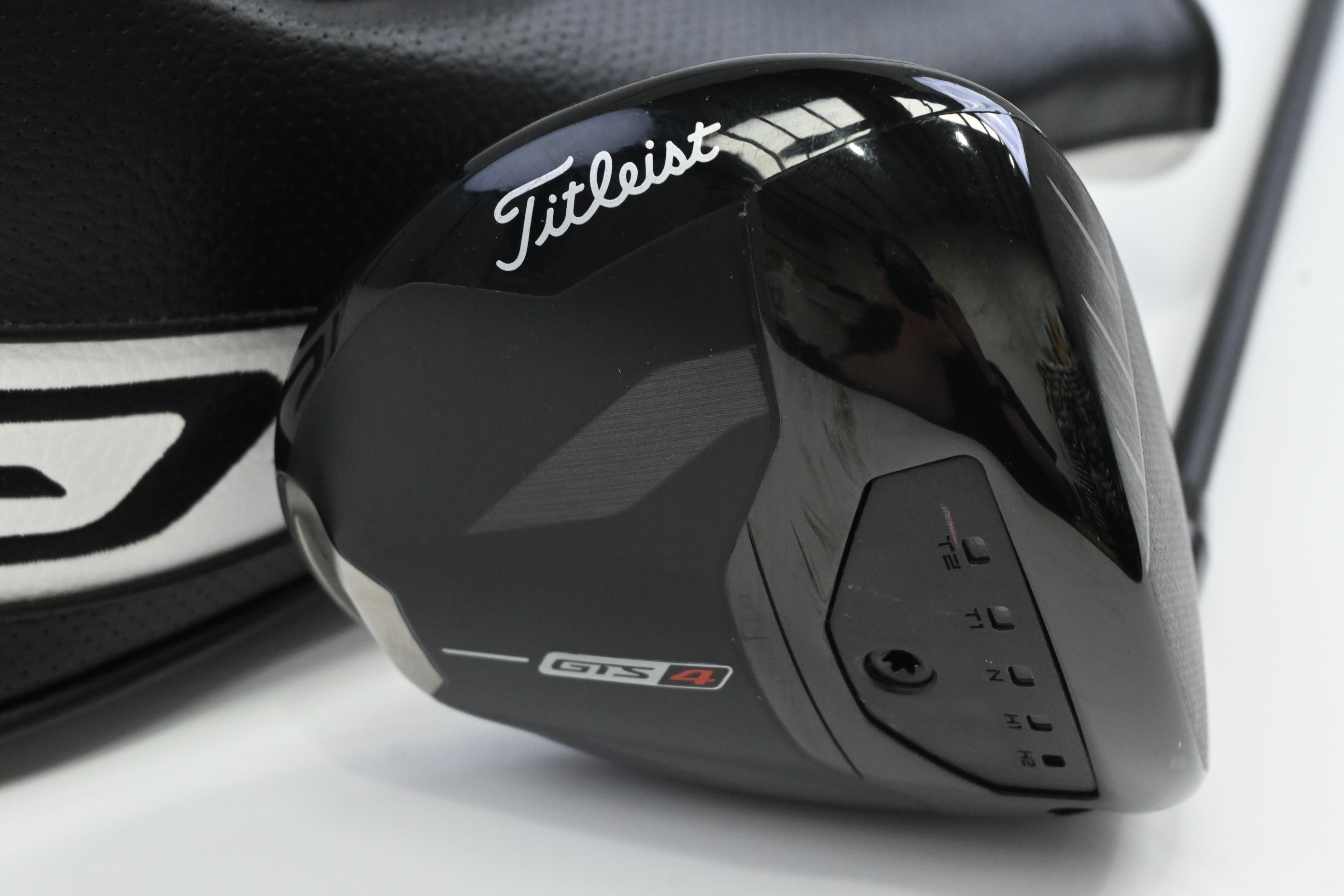 Titleist GTS4 Driver / 9 Degree / X-Flex Tensei 1K Blue 55 Shaft
