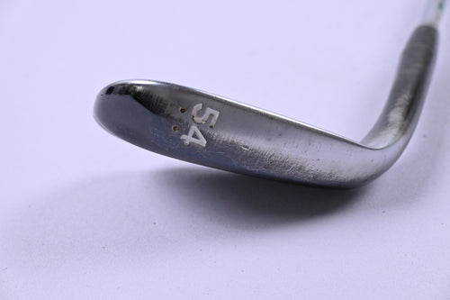 Cleveland 588 RTX 2.0 Sand Wedge / 54 Degree / Wedge Flex Dynamic Gold Shaft