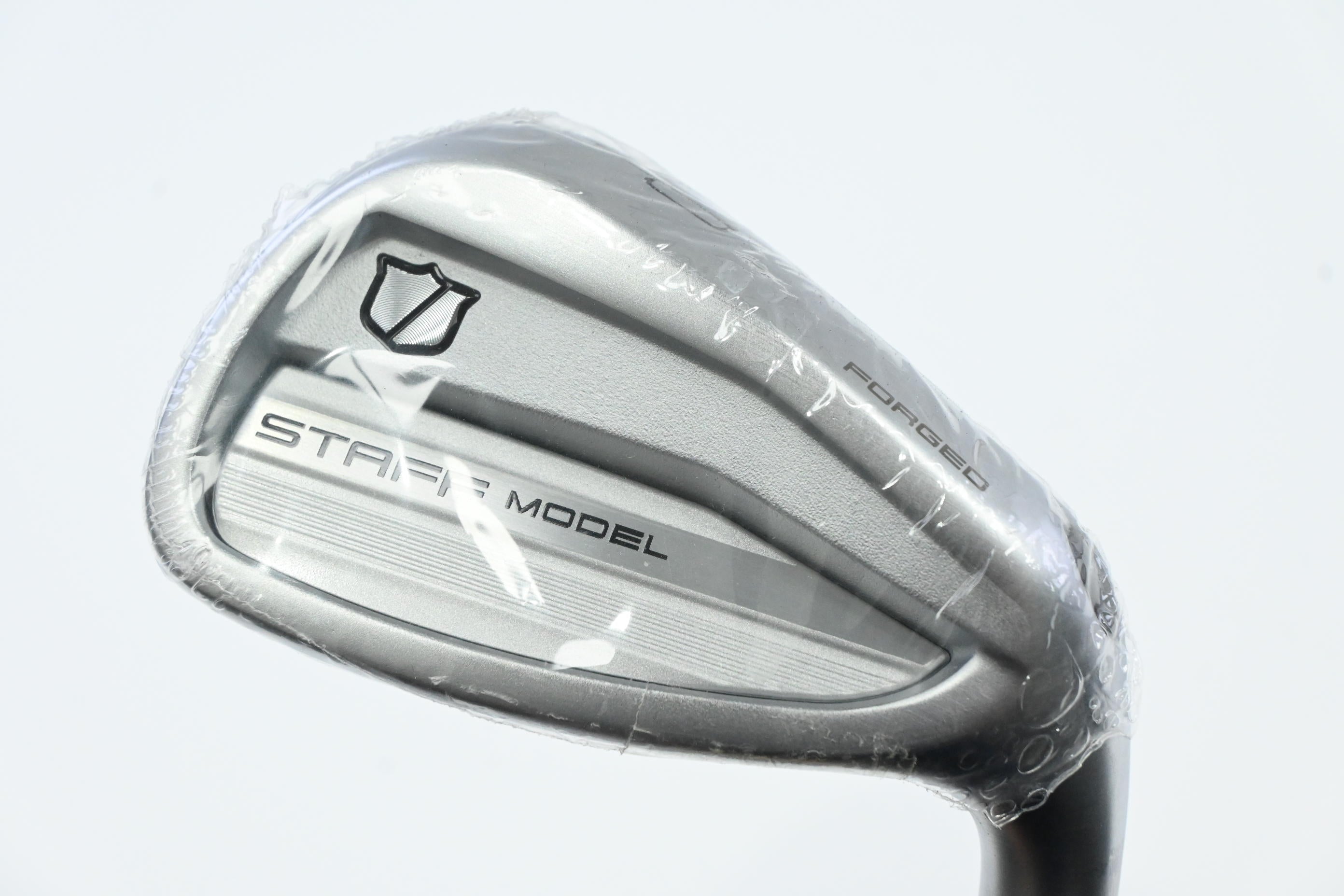 Wilson Staff Model CB 2024 Pitching Wedge / 46 Degree / Stiff Flex Dynamic Gold