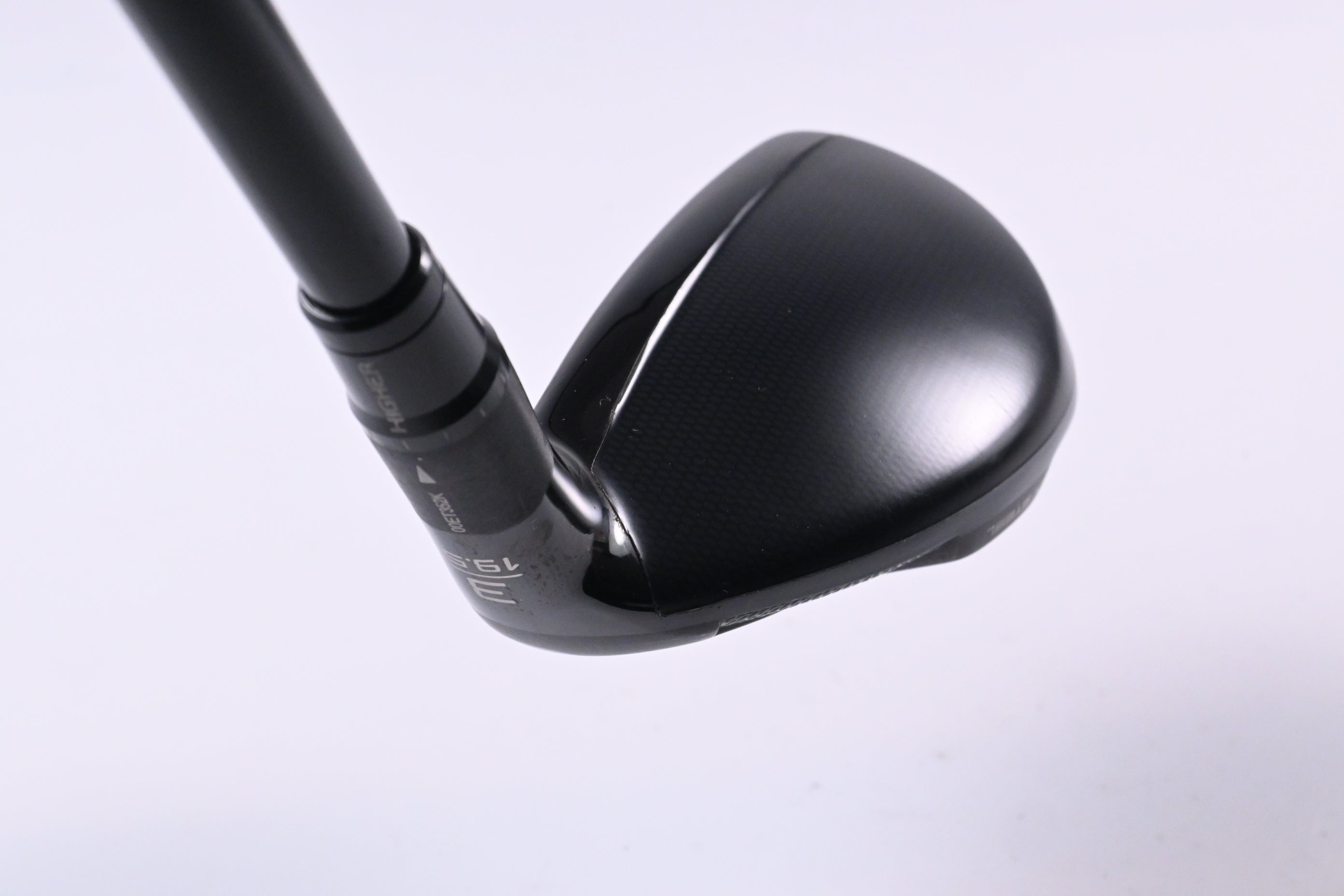 Taylormade SIM2 #3 Hybrid / 19.5 Degree / Stiff Flex Tensei AV Raw Blue 80 Shaft