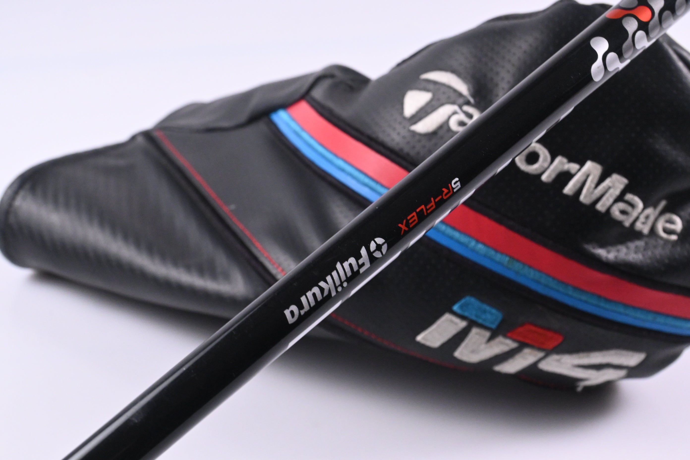 Taylormade M4 Driver / 9.5 Degree / Regular Flex Fujikura Atmos Orange 5 Shaft