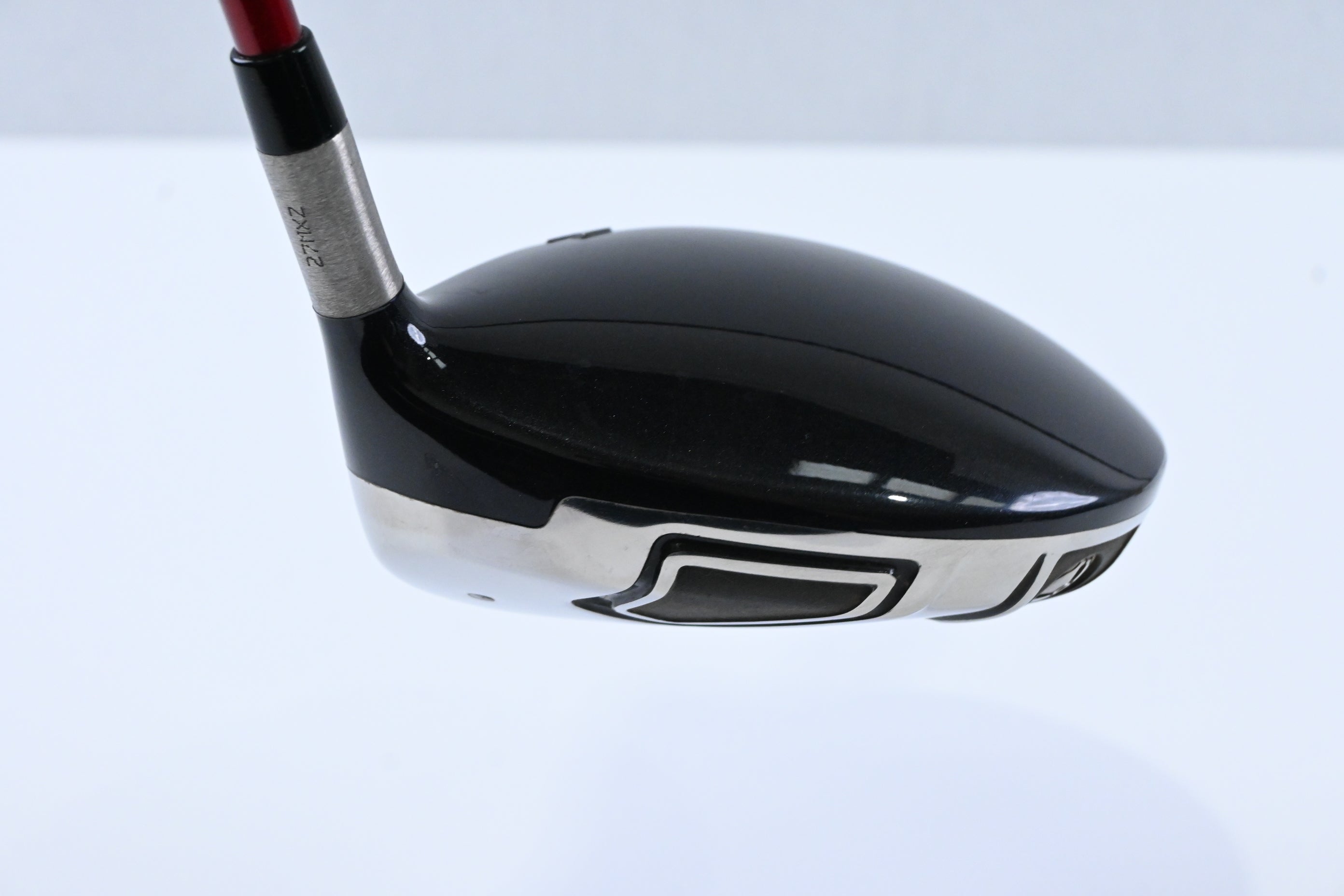 Titleist 909 D3 Driver / 8.5 / Stiff Flex Matrix Ozik 60 Shaft