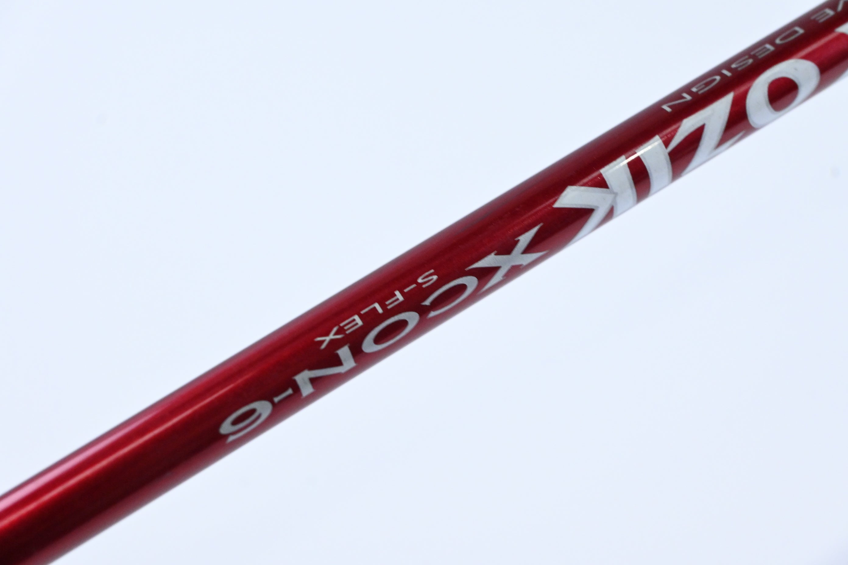 Titleist 909 D3 Driver / 8.5 / Stiff Flex Matrix Ozik 60 Shaft