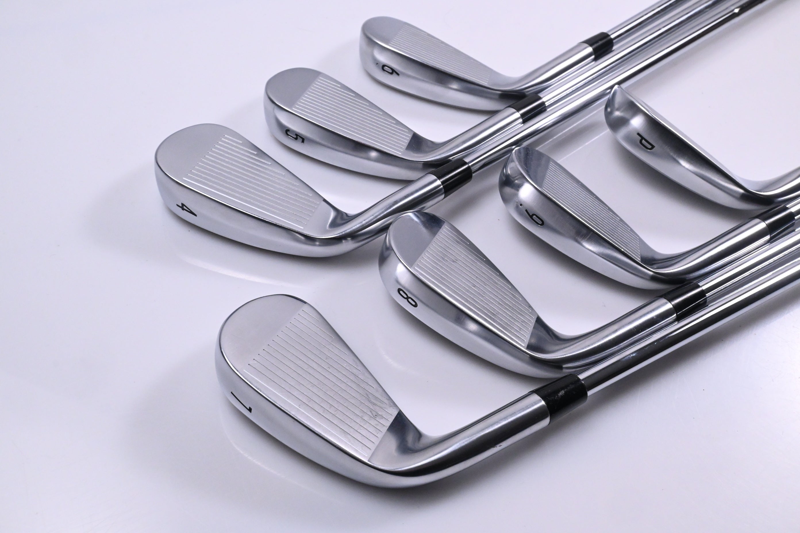 Callaway Quantum Max Irons / 4-PW / Stiff Flex N.S.Pro Modus³ Tour 105 Shafts