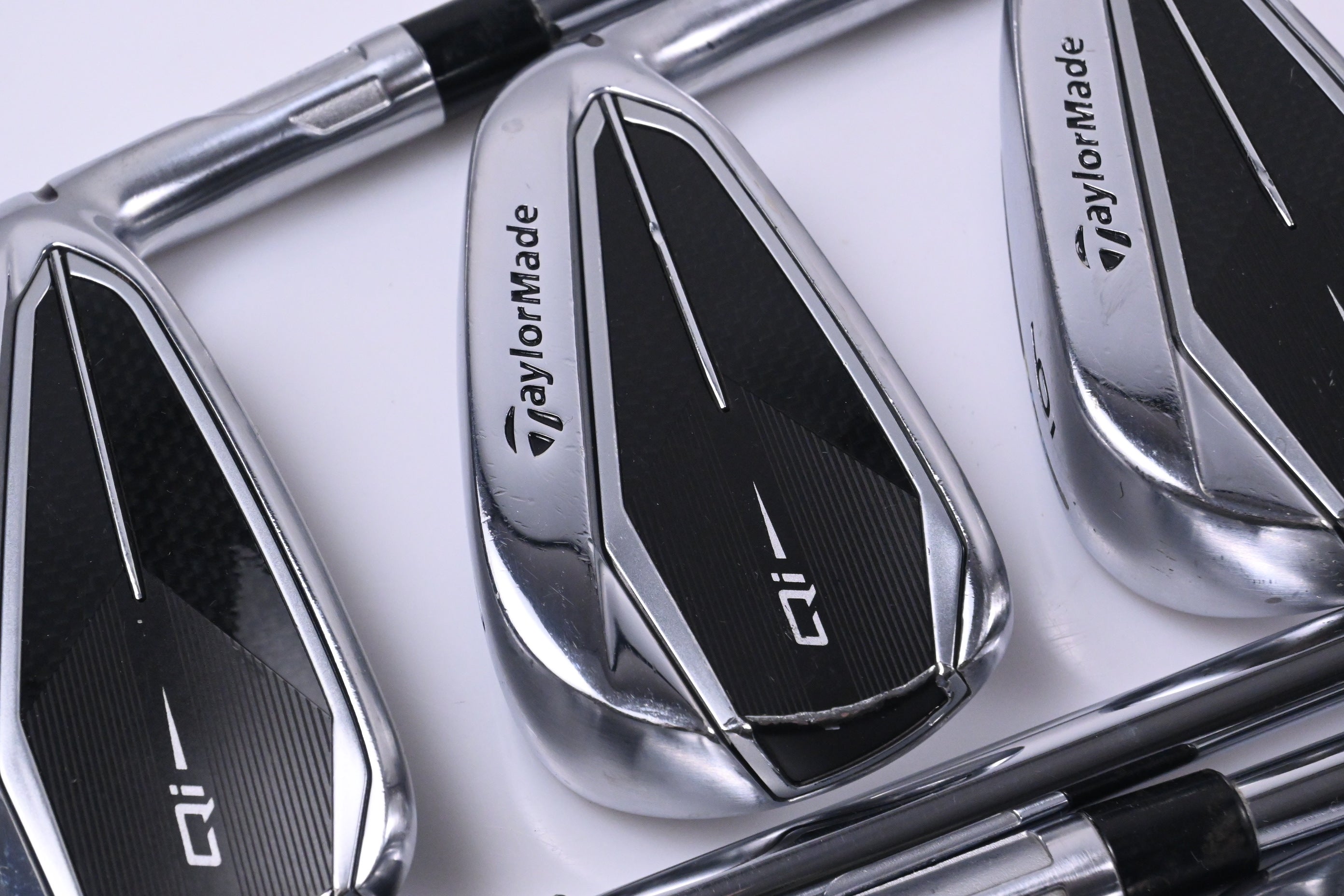 Taylormade Qi Irons / 4-PW / Stiff Flex Dynamic Gold MID 115 S300 Shafts