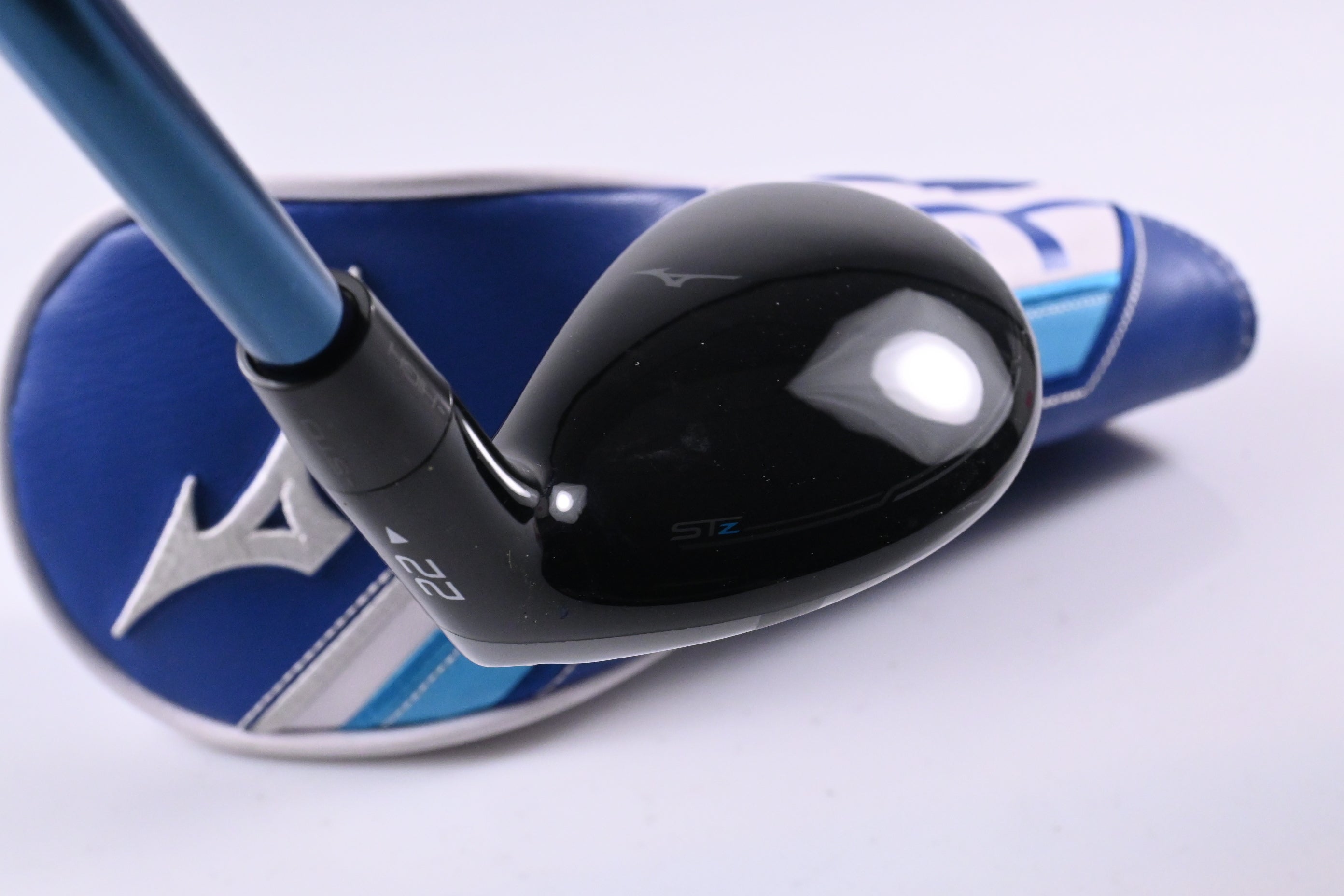 Mizuno ST-Z 230 #4 Hybrid / 22 Degree / Stiff Flex UST Mamiya LINQ Blue 75 Shaft