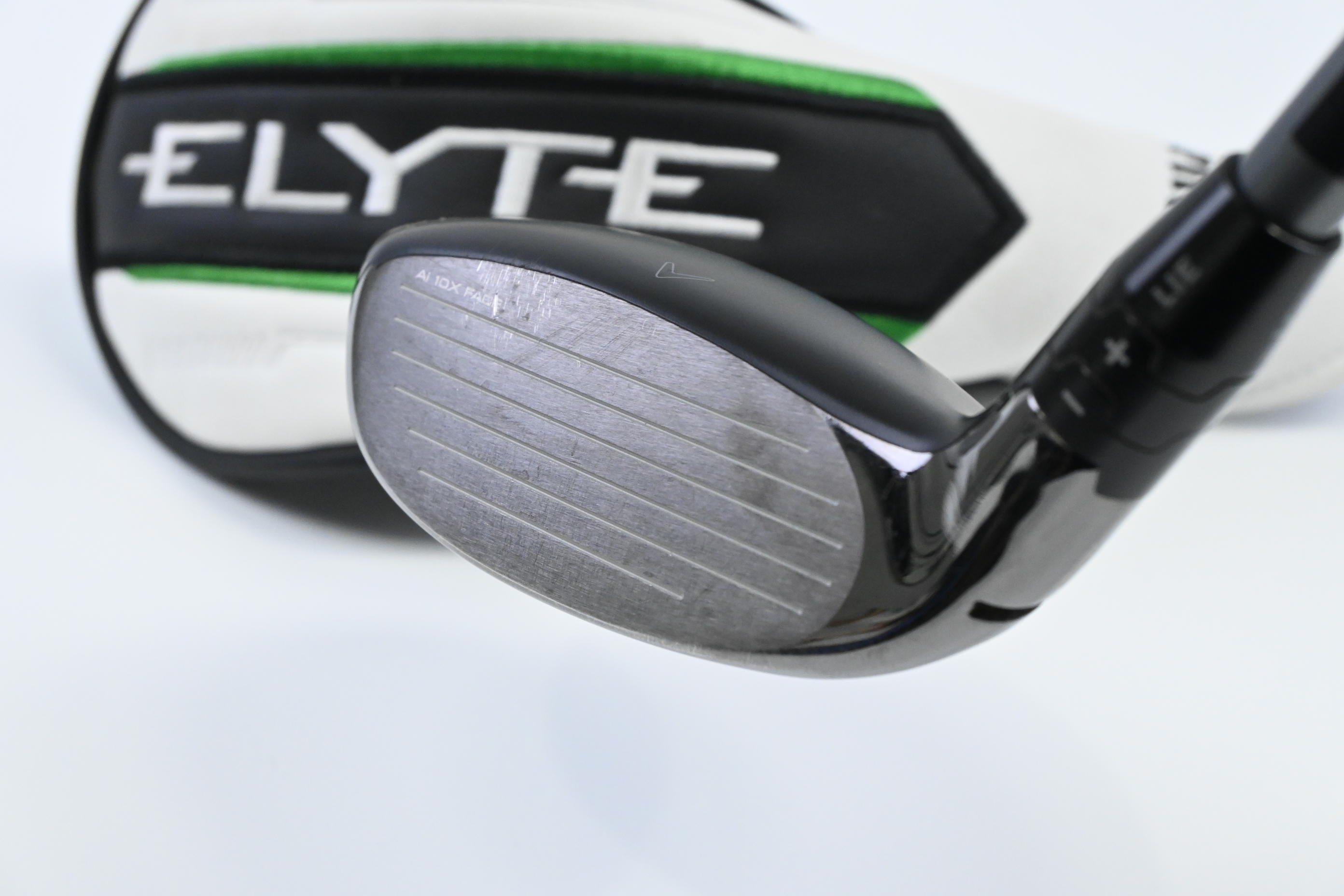 Callaway Elyte #4 Hybrid / 22 Degree / Regular Flex Denali Charcoal 60 Shaft