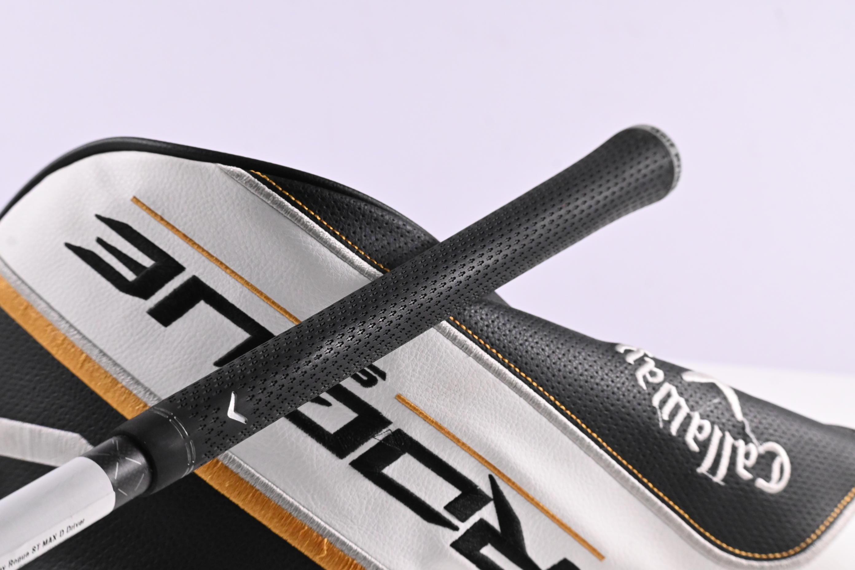 Tour Issue Callaway Rogue ST MAX D Driver / 9 Degree / Regular Flex Tensei AV