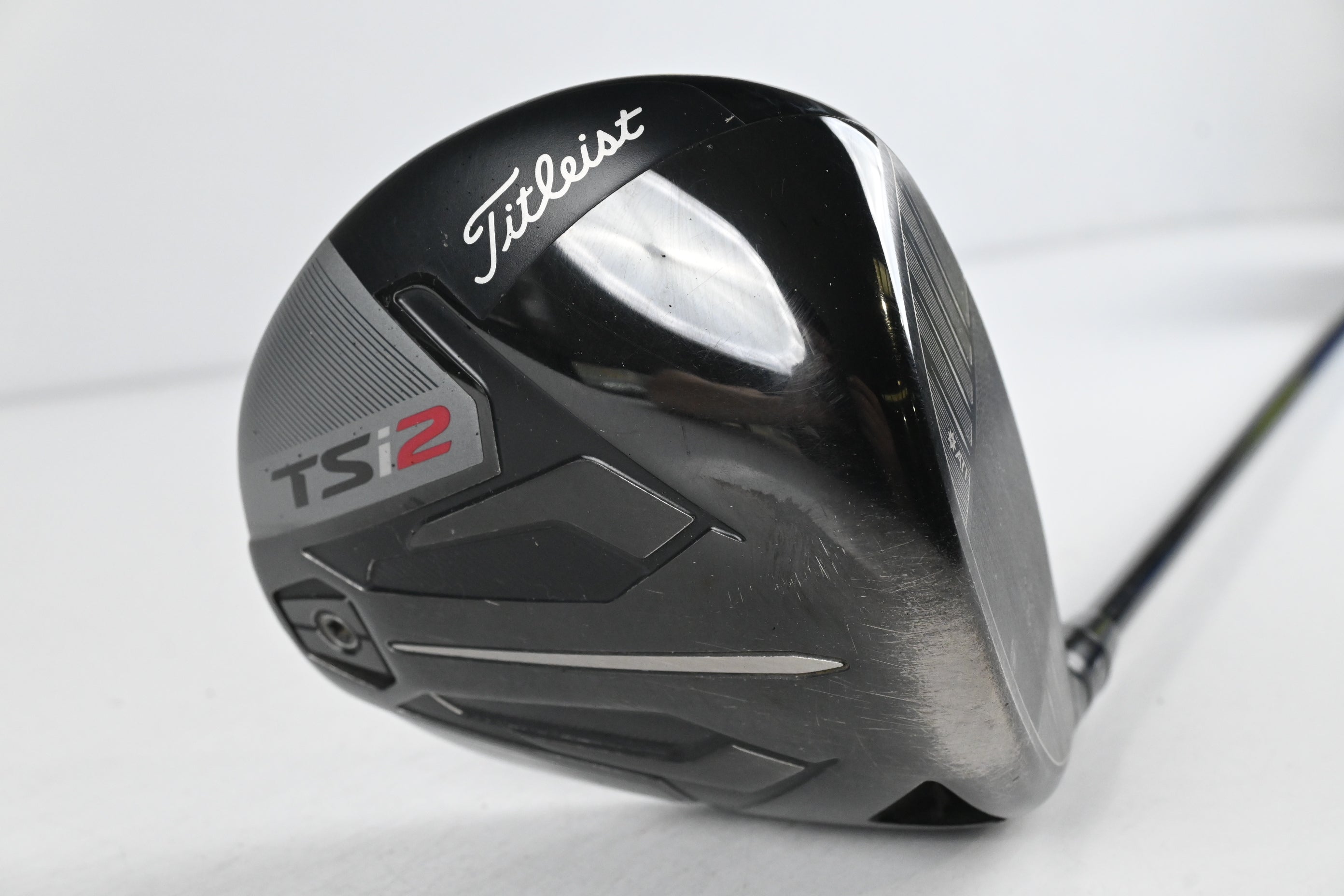 Titleist TSi2 Driver / 9 Degree / Stiff Flex Tensei AV Raw Blue 55 Shaft