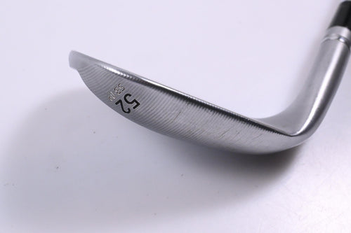 Taylormade Milled Grind 5 Gap Wedge / 52 Degree / Wedge Flex Dynamic Gold 115