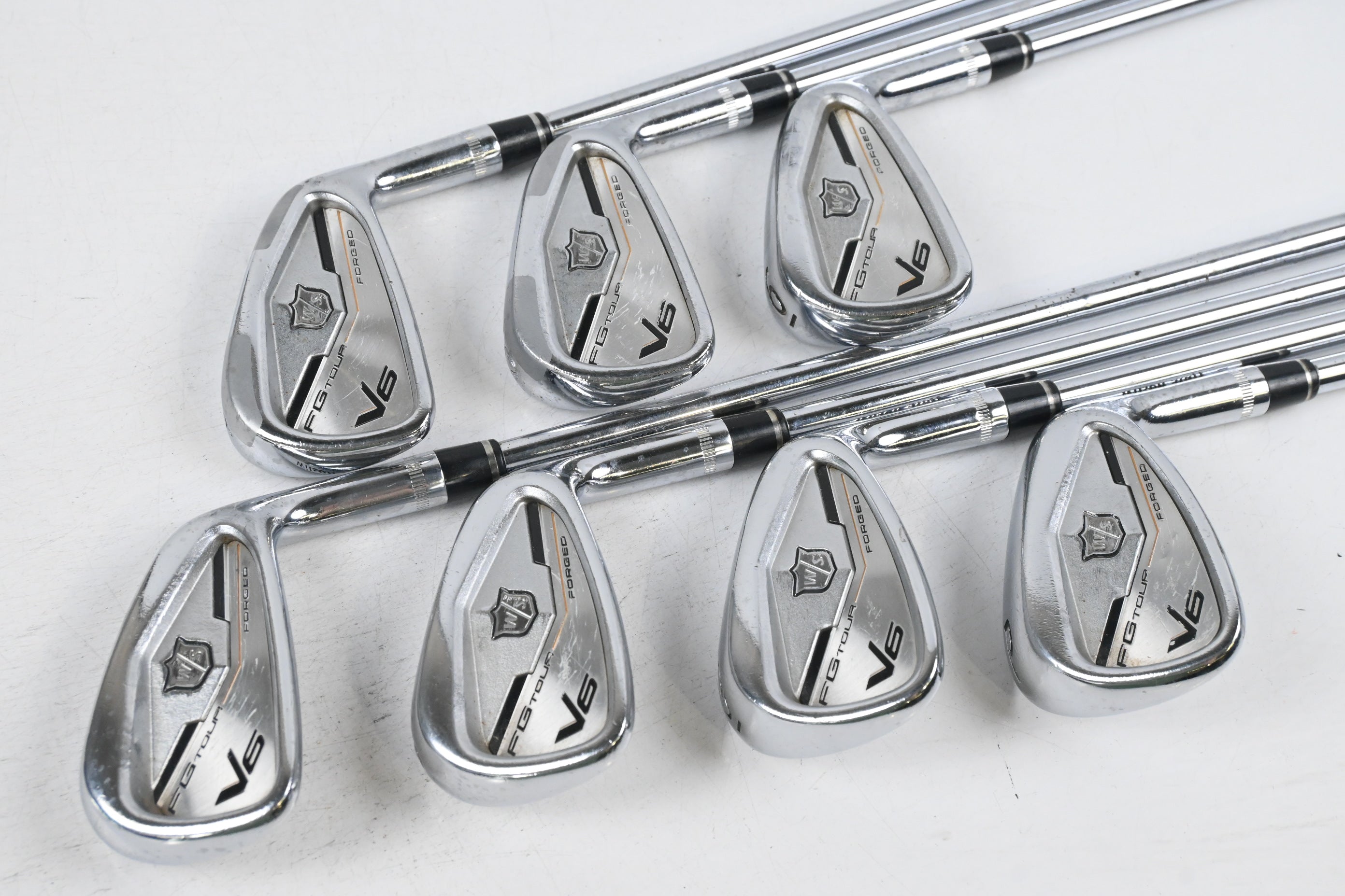 Wilson FG Tour V6 Irons / 4-PW / Stiff Flex KBS Tour 90 Shafts