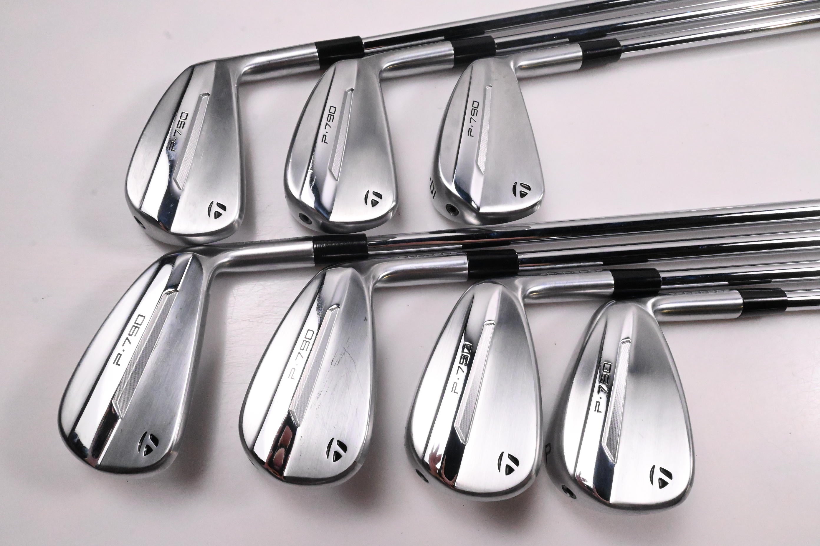 Taylormade P790 2025 Irons / 4-PW / Regular Plus Flex Project X Precision Shafts