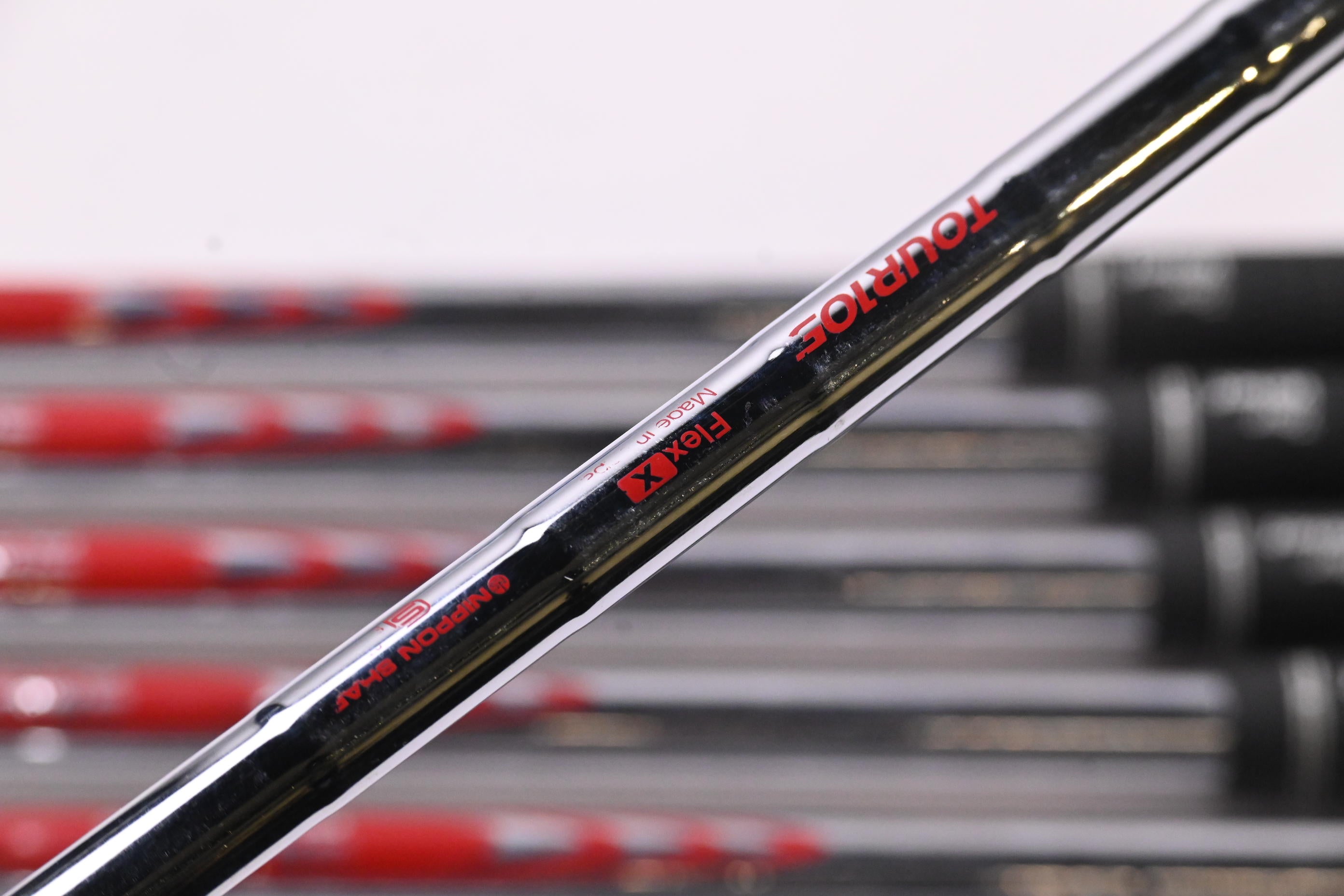 Srixon ZXi5/ZXi7 Irons / 4-PW / X-Flex N.S.Pro Modus³ Tour 105 Shafts