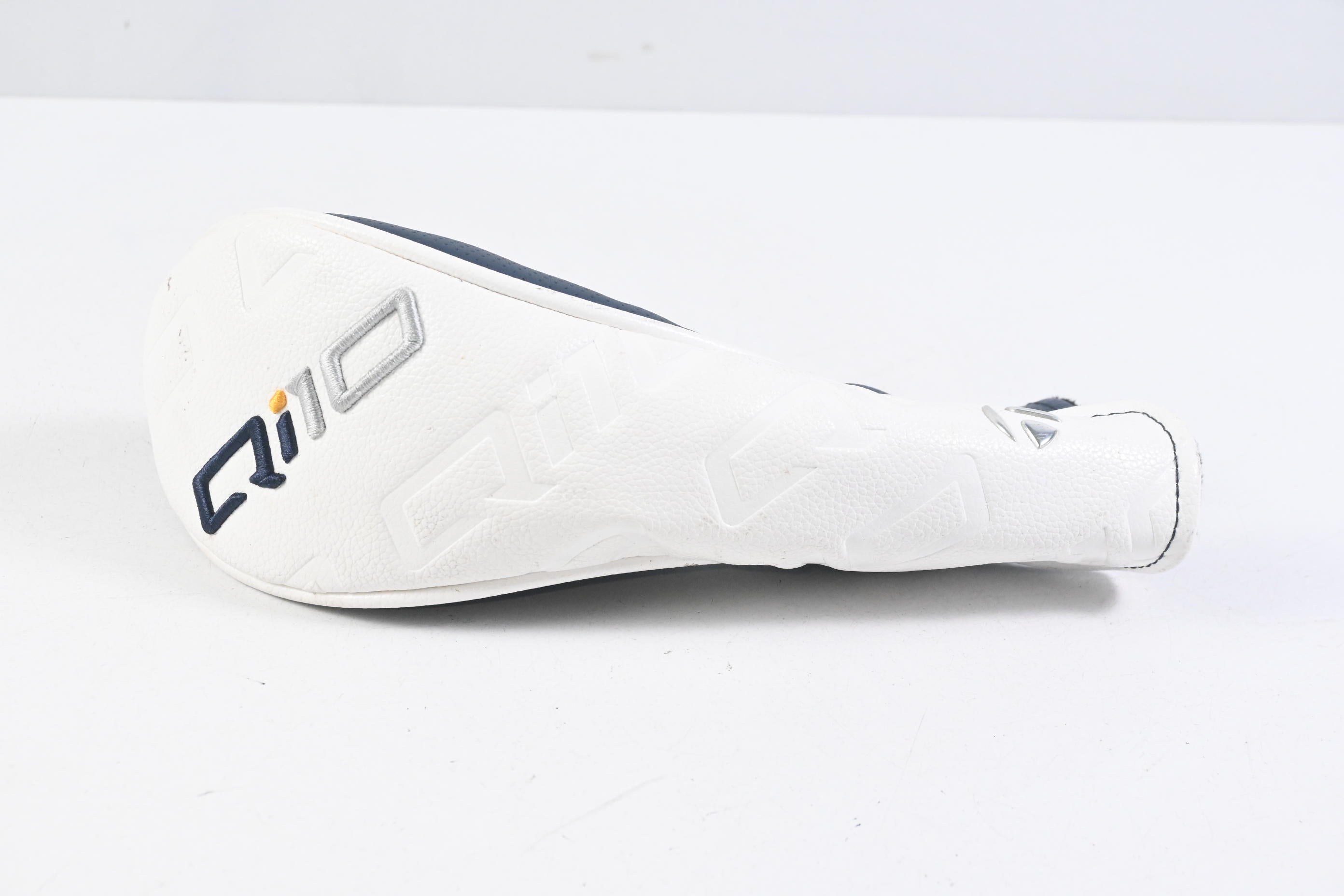Taylormade Qi10 Tour #3 Hybrid / 19.5 Degree / Stiff Flex Aldila NV 2KXV Blue 70
