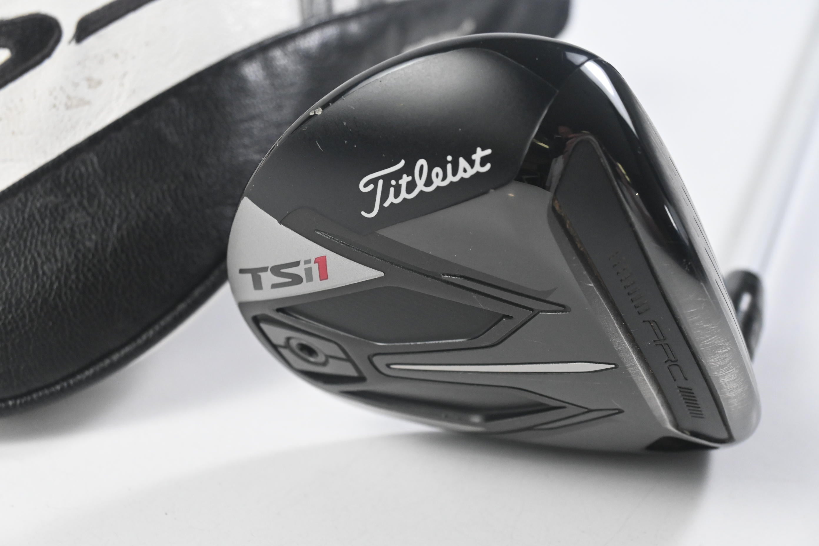Titleist TSi1 #5 Wood / 18 Degree / Senior Flex Aldila Ascent 40 Shaft