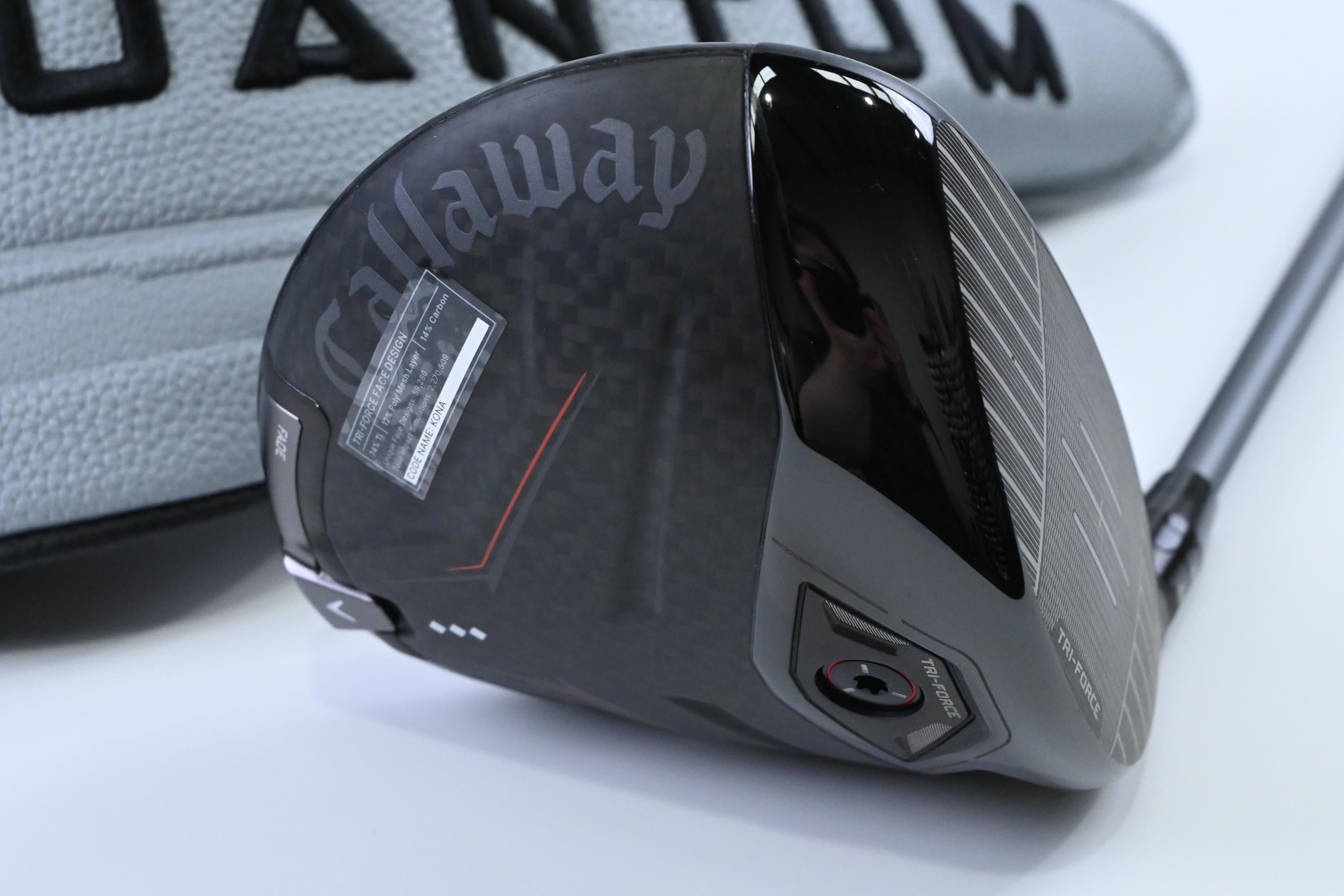 Callaway Quantum Triple Diamond Driver / 9 Degree / Regular Flex Denali Frost 50