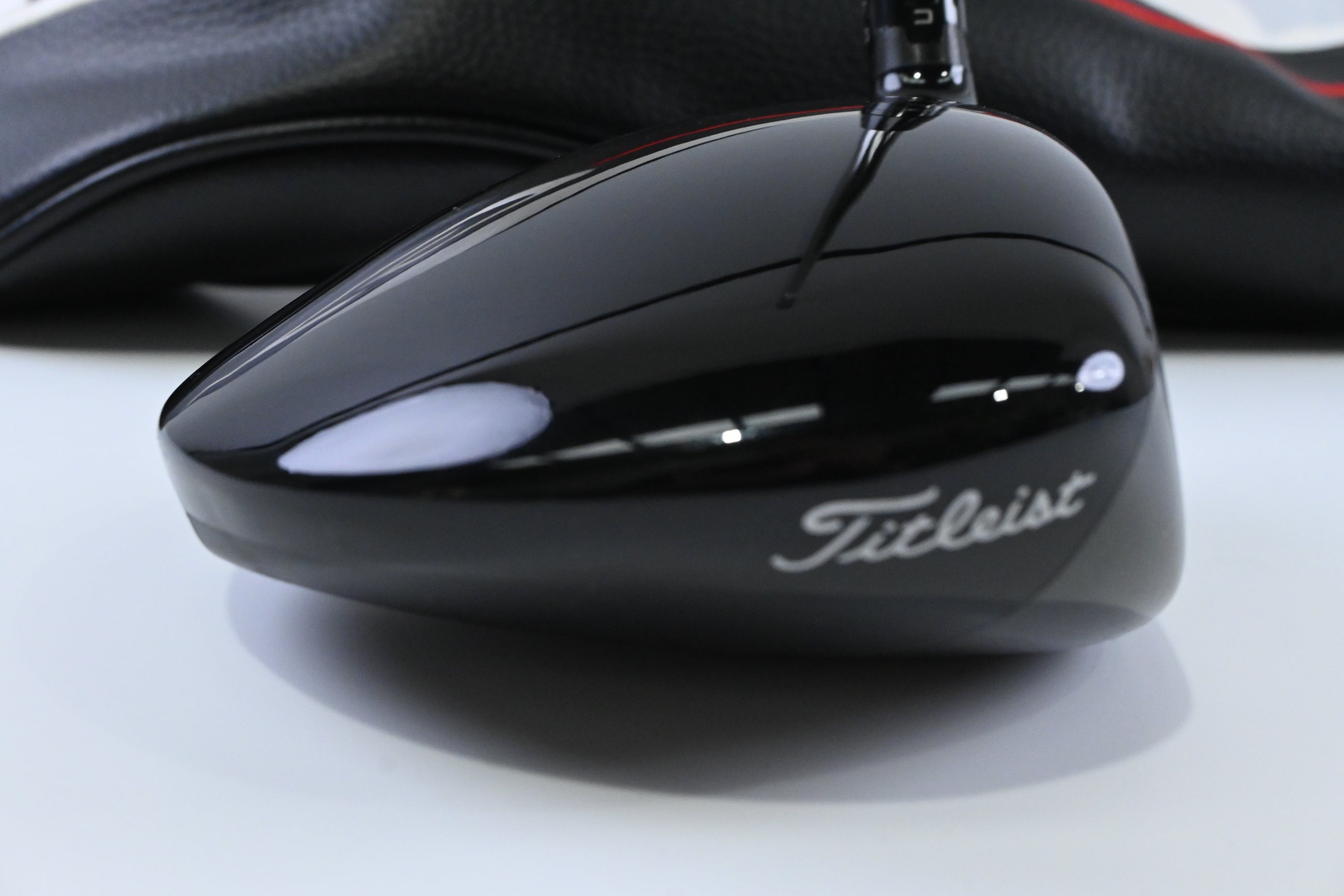 Titleist GT2 Driver / 10 degree / X-Flex Diamana GT 60 Shaft