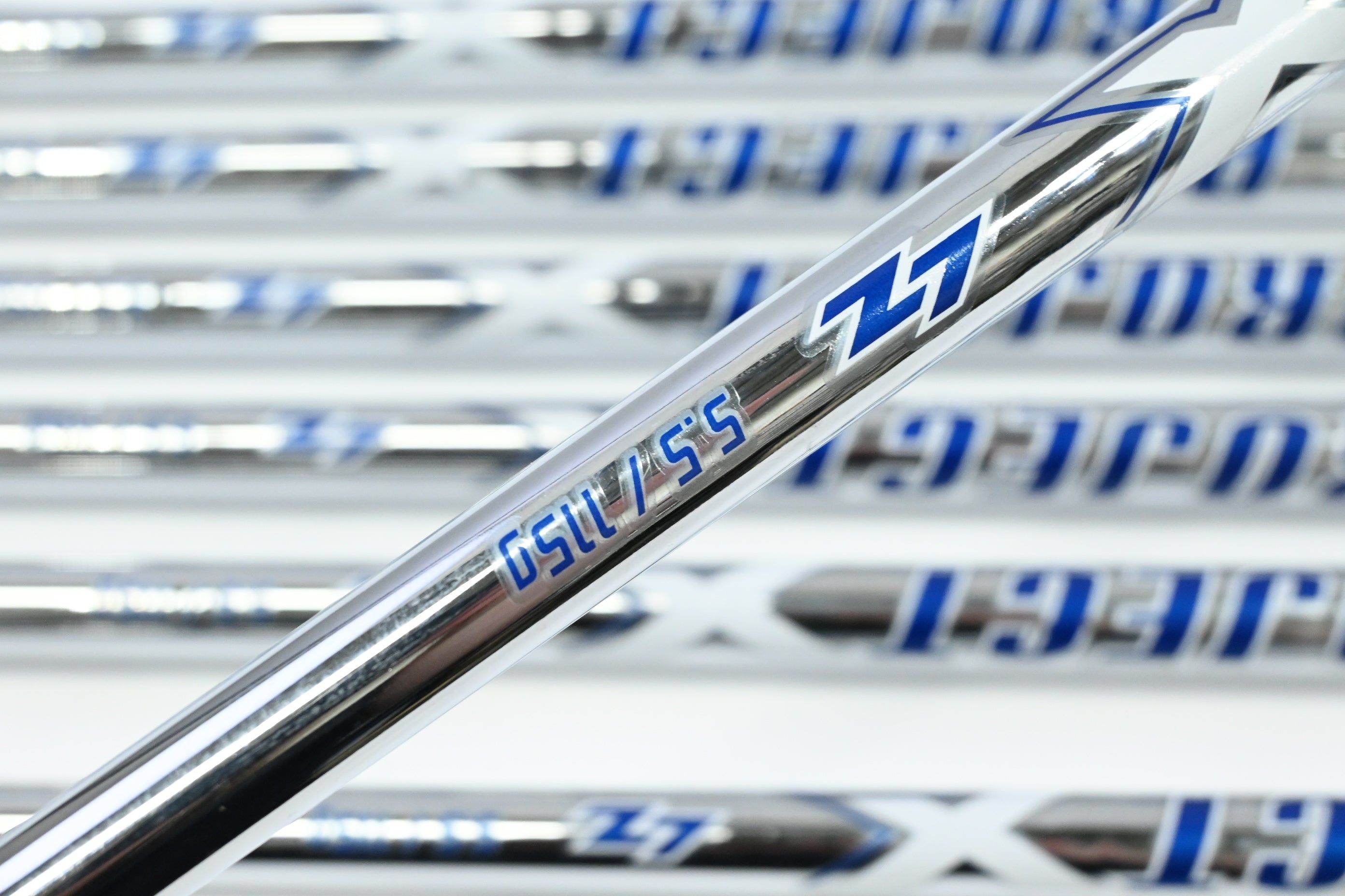 Mizuno JPX 925 Hot Metal Pro Irons / 5-PW+GW / Regular Flex Project X LZ 115