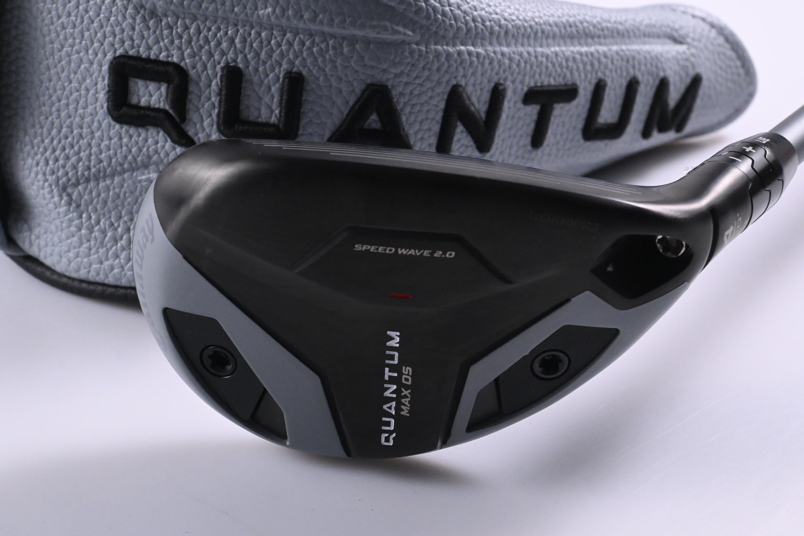 Callaway Quantum Max OS #4 Hybrid / 20 Degree / Regular Flex Denali Frost Silver
