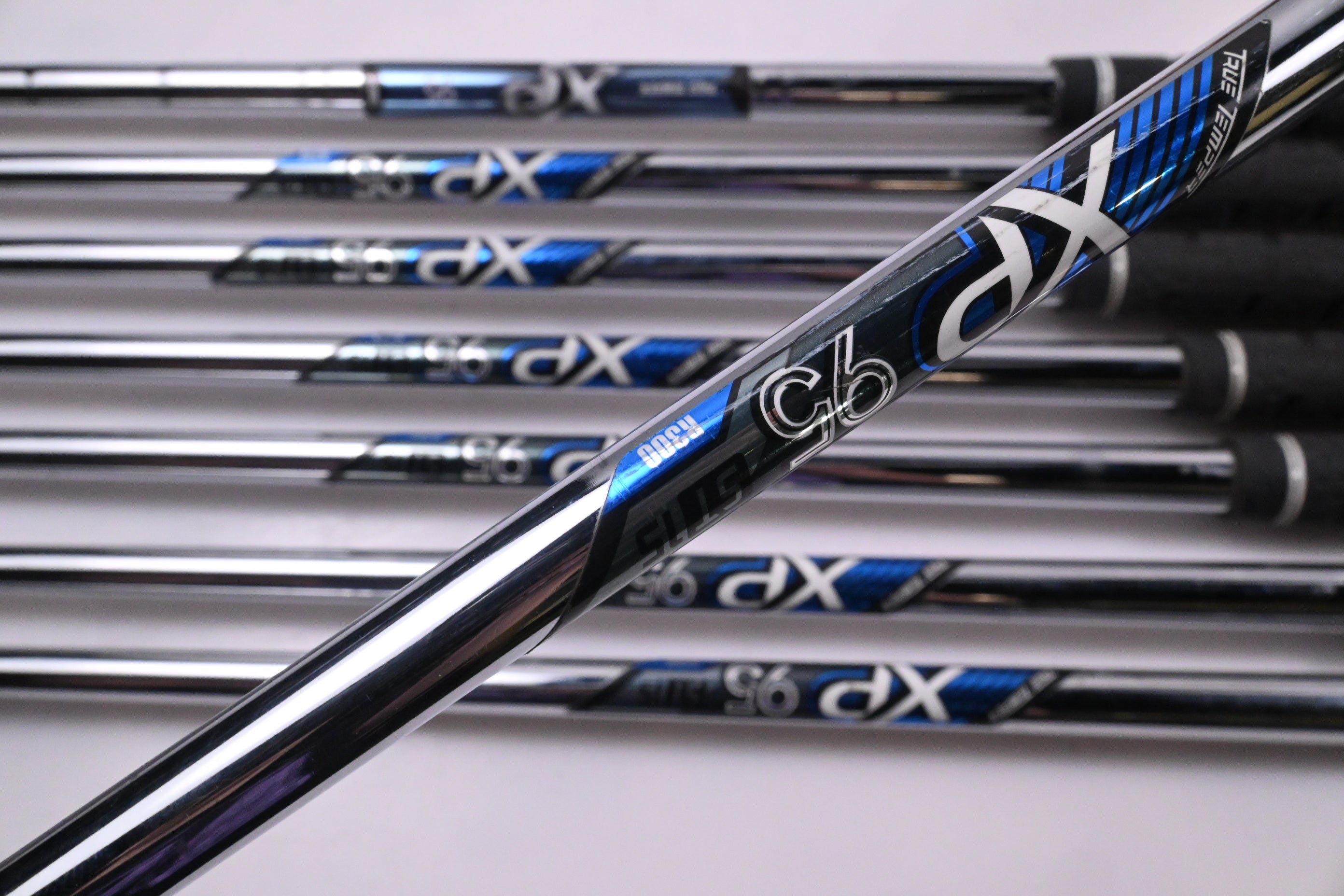 Callaway Rogue Irons / 4-PW+GW / Regular Flex XP ST15 95 R300 Shafts