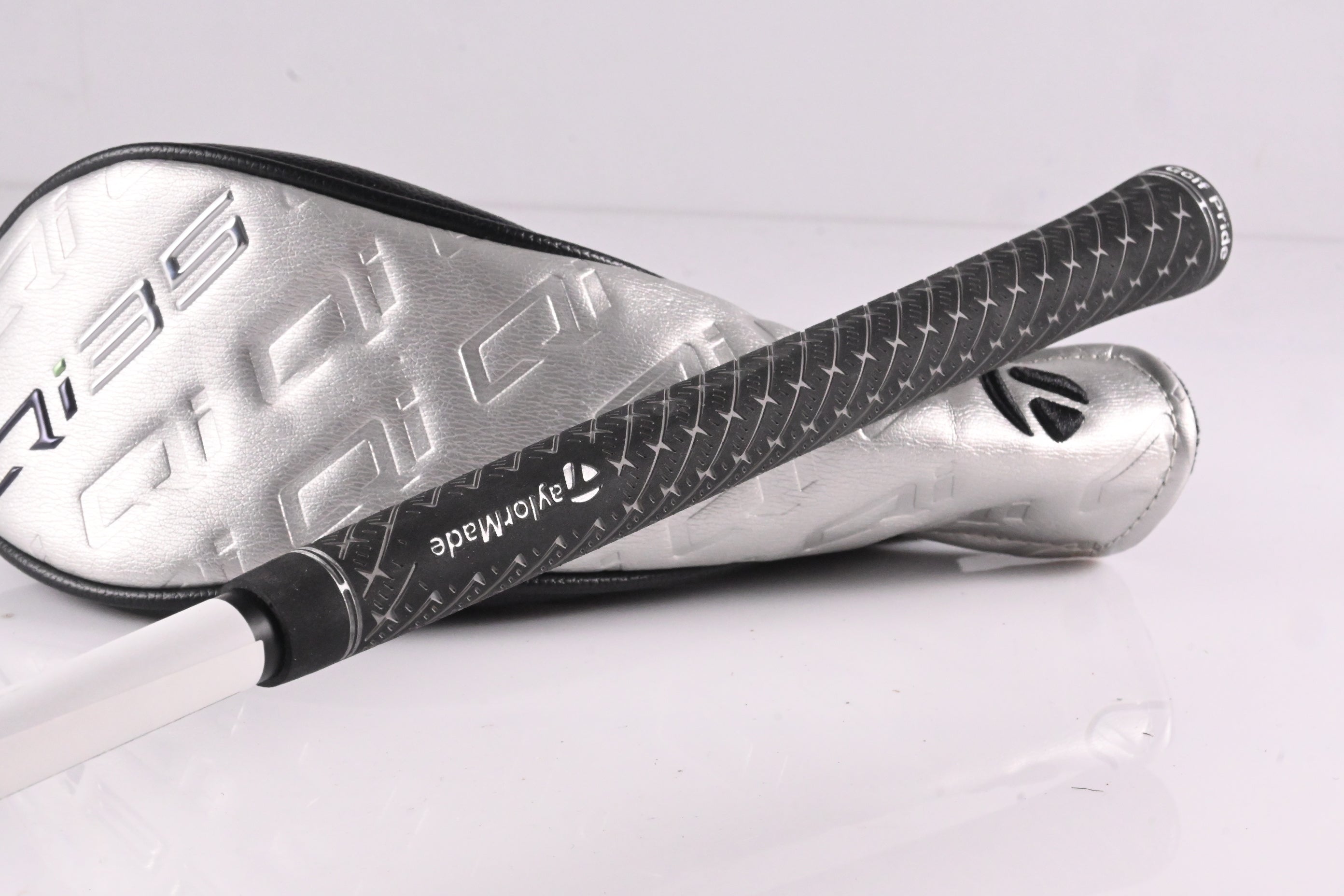 Left Hand Taylormade Qi35 #4 Hybrid / 22 Degree / Stiff Flex Air Speeder 60