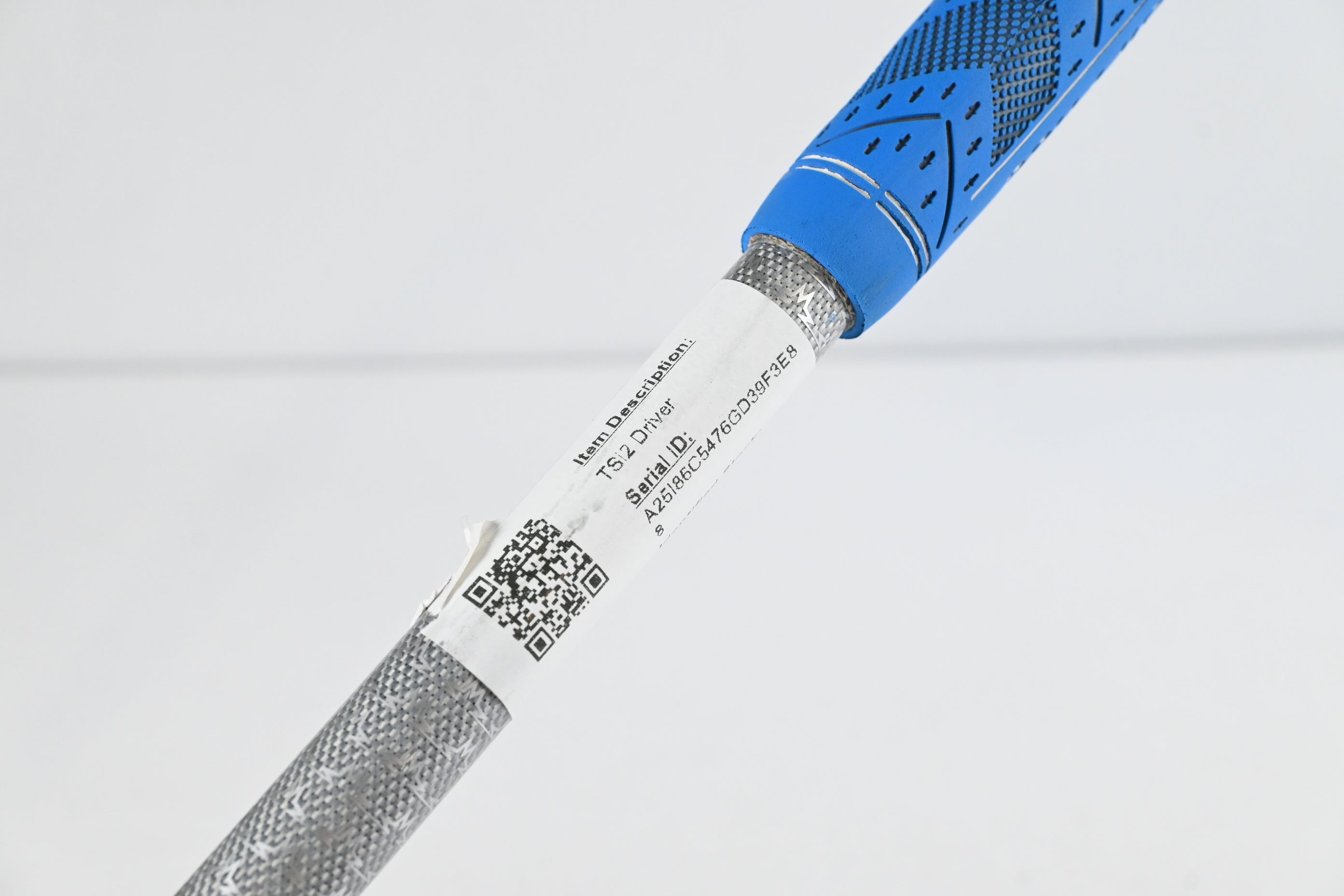 Titleist TSi2 Driver / 9 Degree / Stiff Flex Tensei AV Raw Blue 55 Shaft