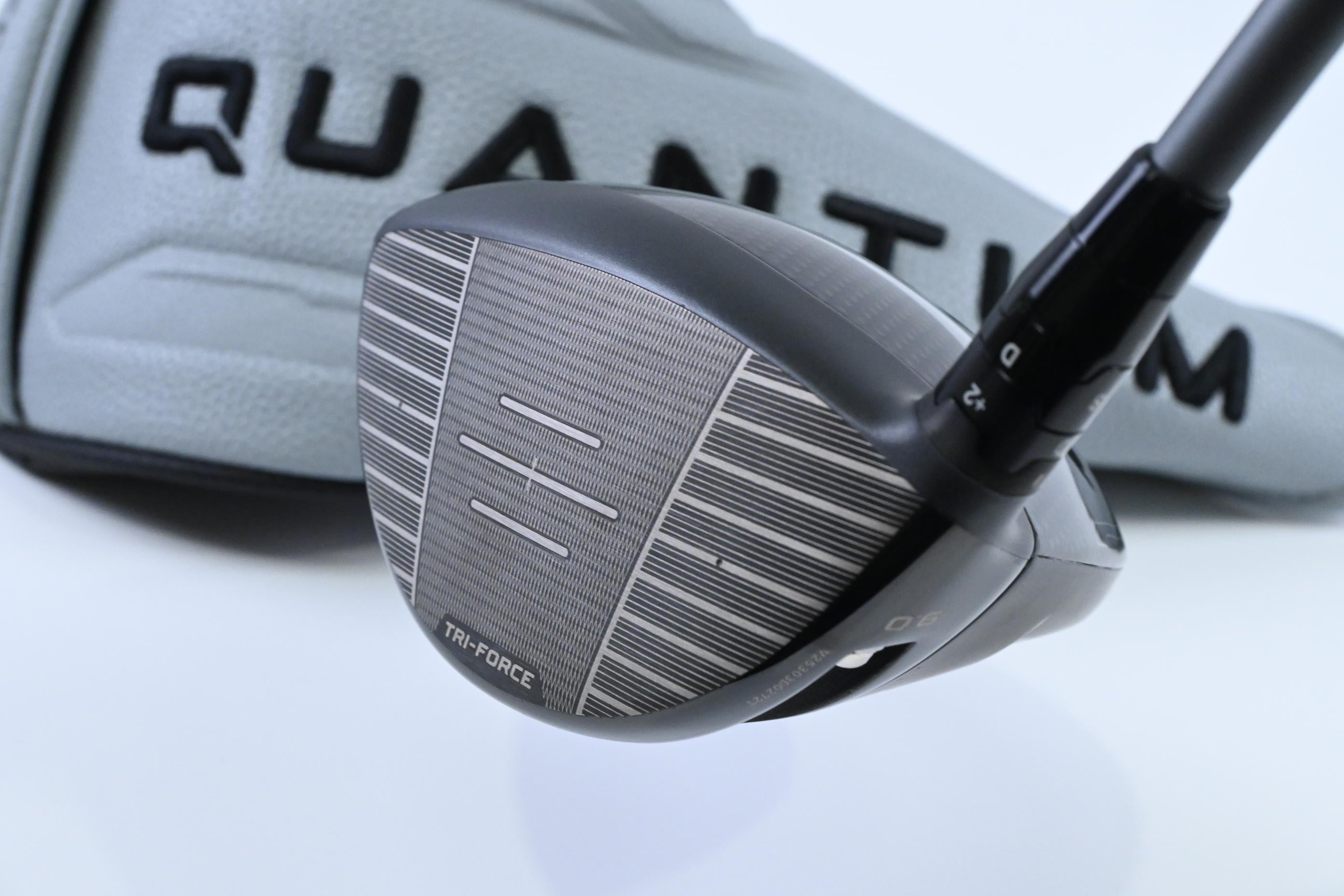 Callaway Quantum Triple Diamond Driver / 9 Degree / Regular Flex Denali Frost 50