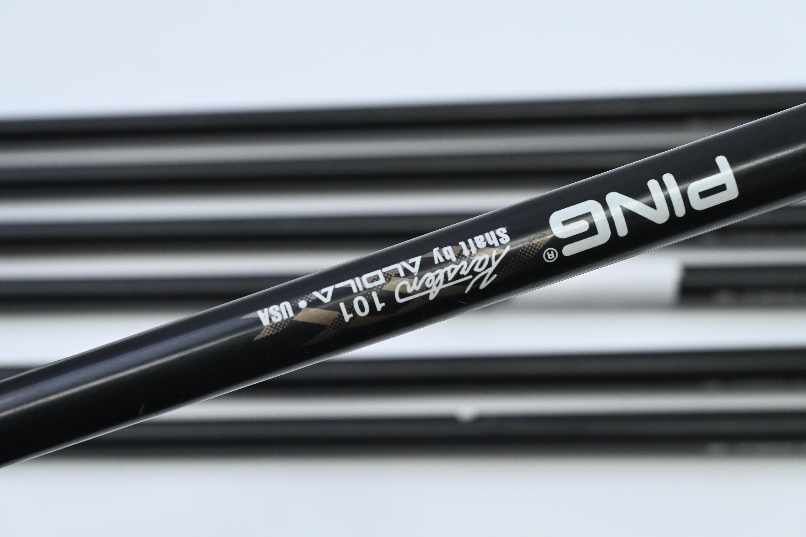 Ping Zing 2 Irons / 3-9 / Black Dot / Regular Flex Ping Karsten 101 Shaft