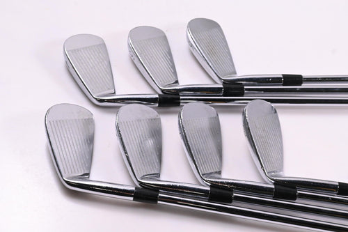 Mizuno MP-5 Irons / 4-PW / Regular Flex Dynamic Gold R300 Shafts