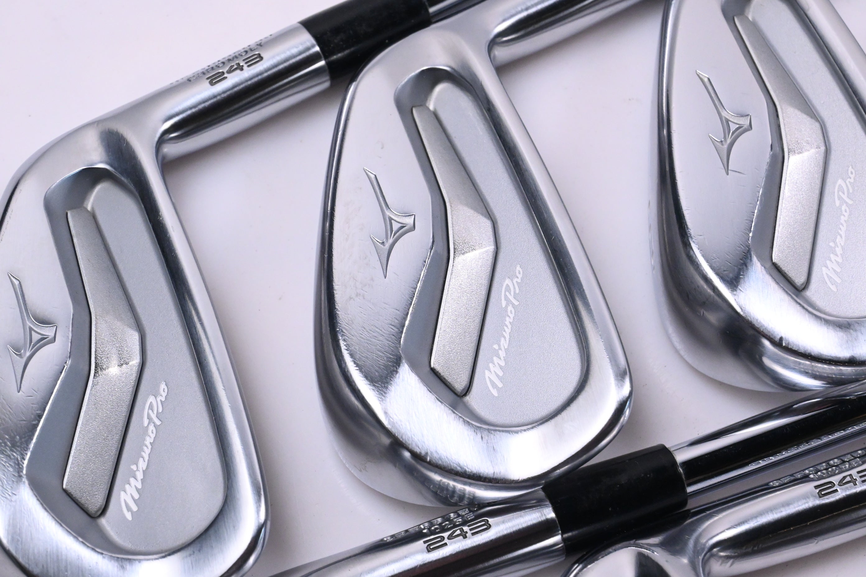Mizuno Pro 243 Irons / 4-PW+GW / X-Flex N.S.Pro Modus³ Tour 120 Shafts