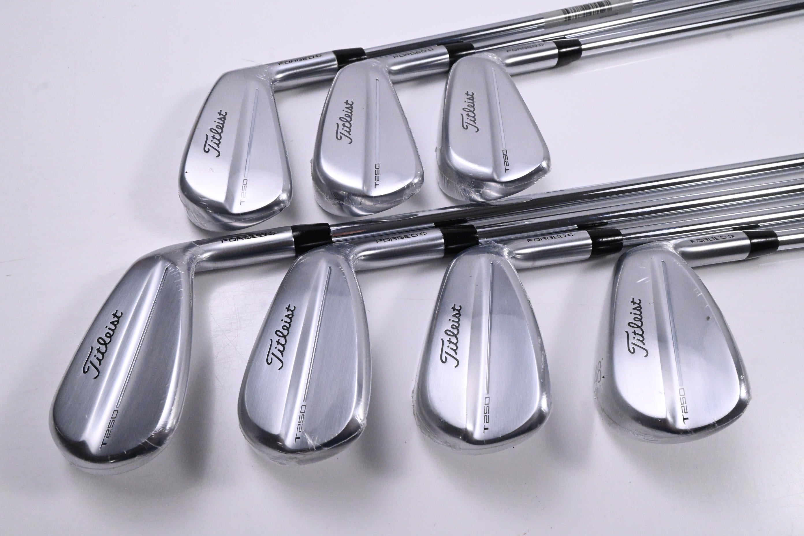 Titleist T250 2025 Irons / 5-PW+48° / Regular Flex AMT Black Shafts