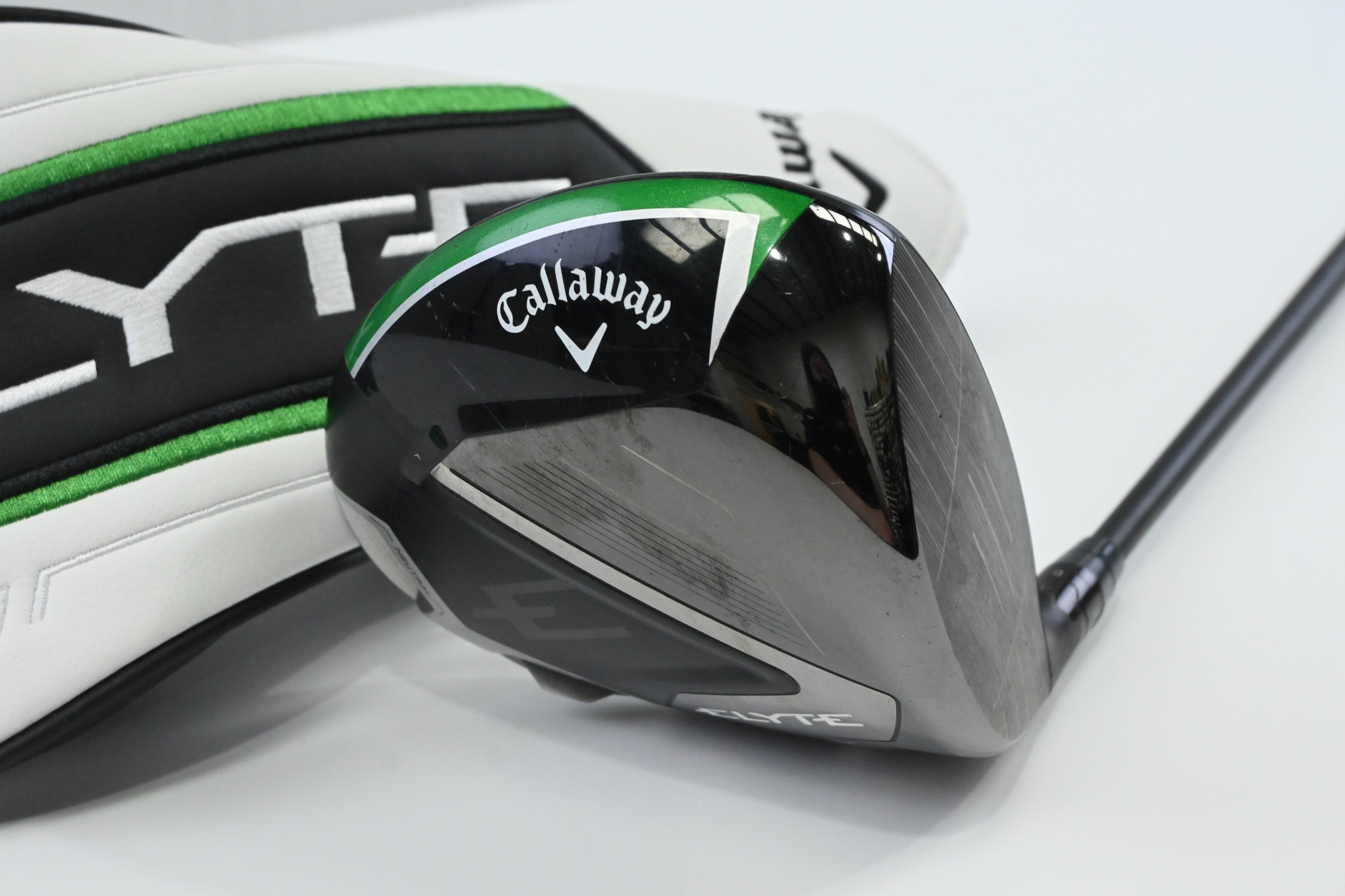 Callaway Elyte X Driver / 9 Degree / Senior Flex Vanquish 4 Shaft