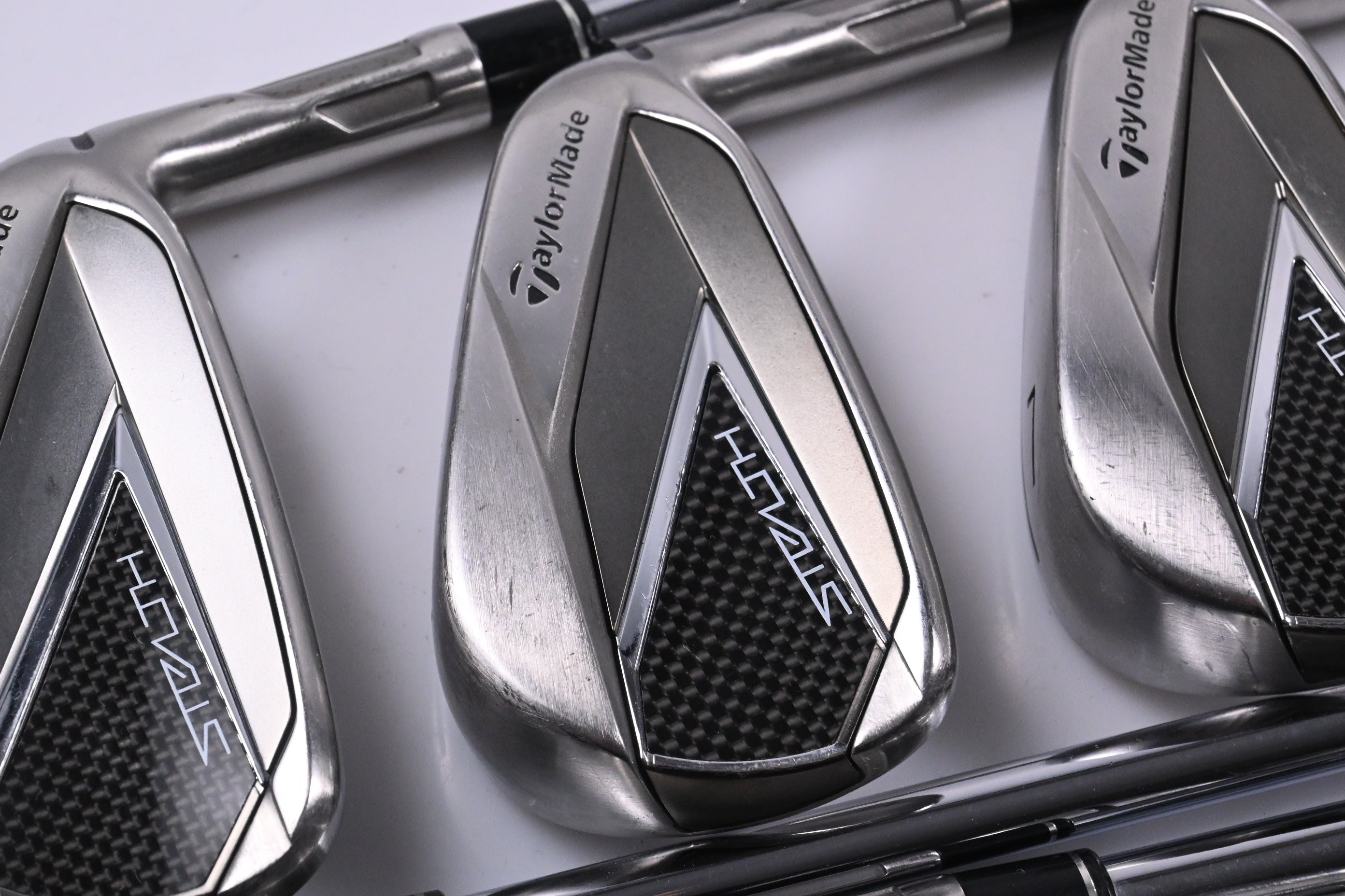 Taylormade Stealth Irons / 5-PW+SW / Regular Flex KBS MAX MT 85 Shafts
