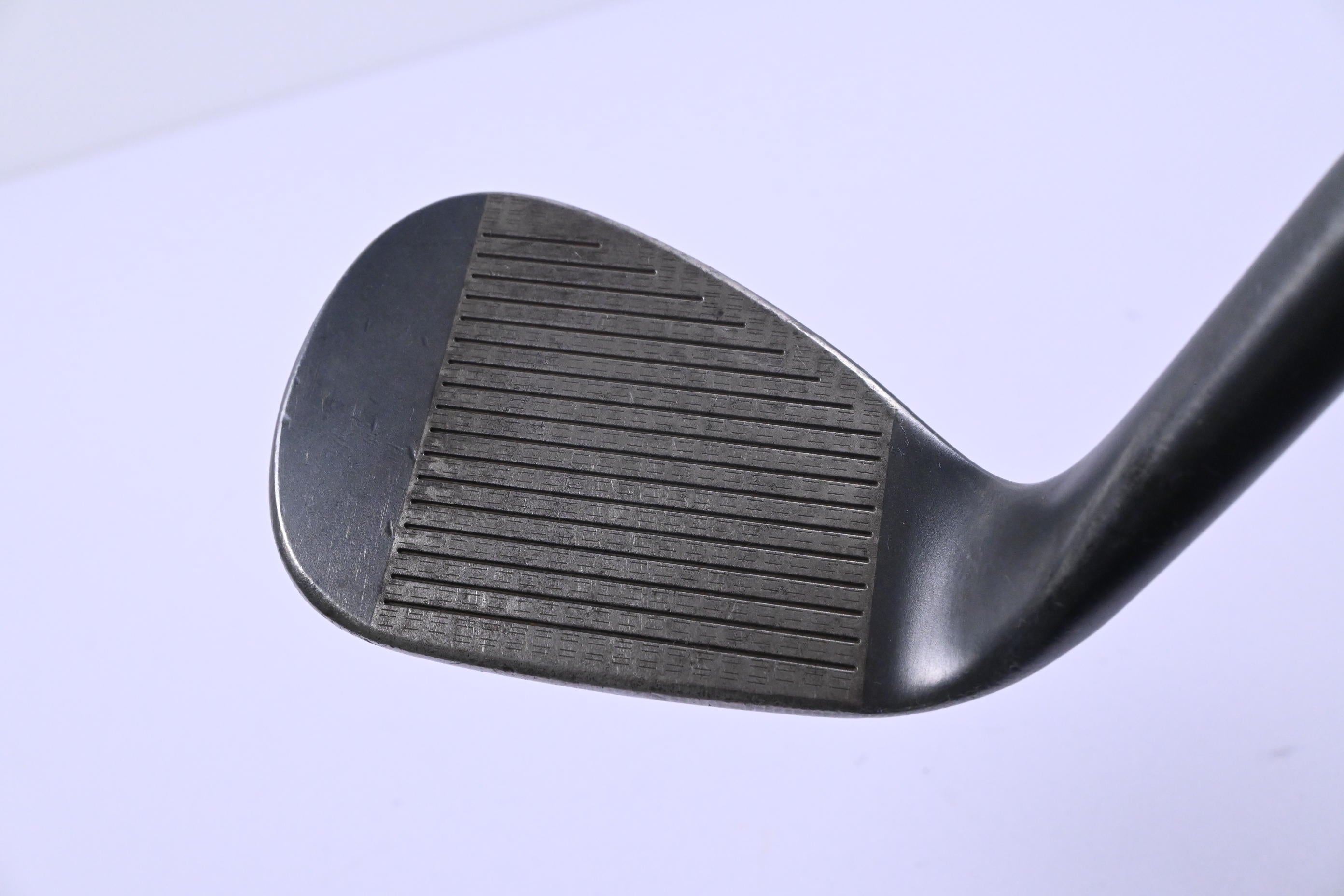 Taylormade Milled Grind 2 Black Gap Wedge / 52 Degree / Stiff Flex Dynamic Gold