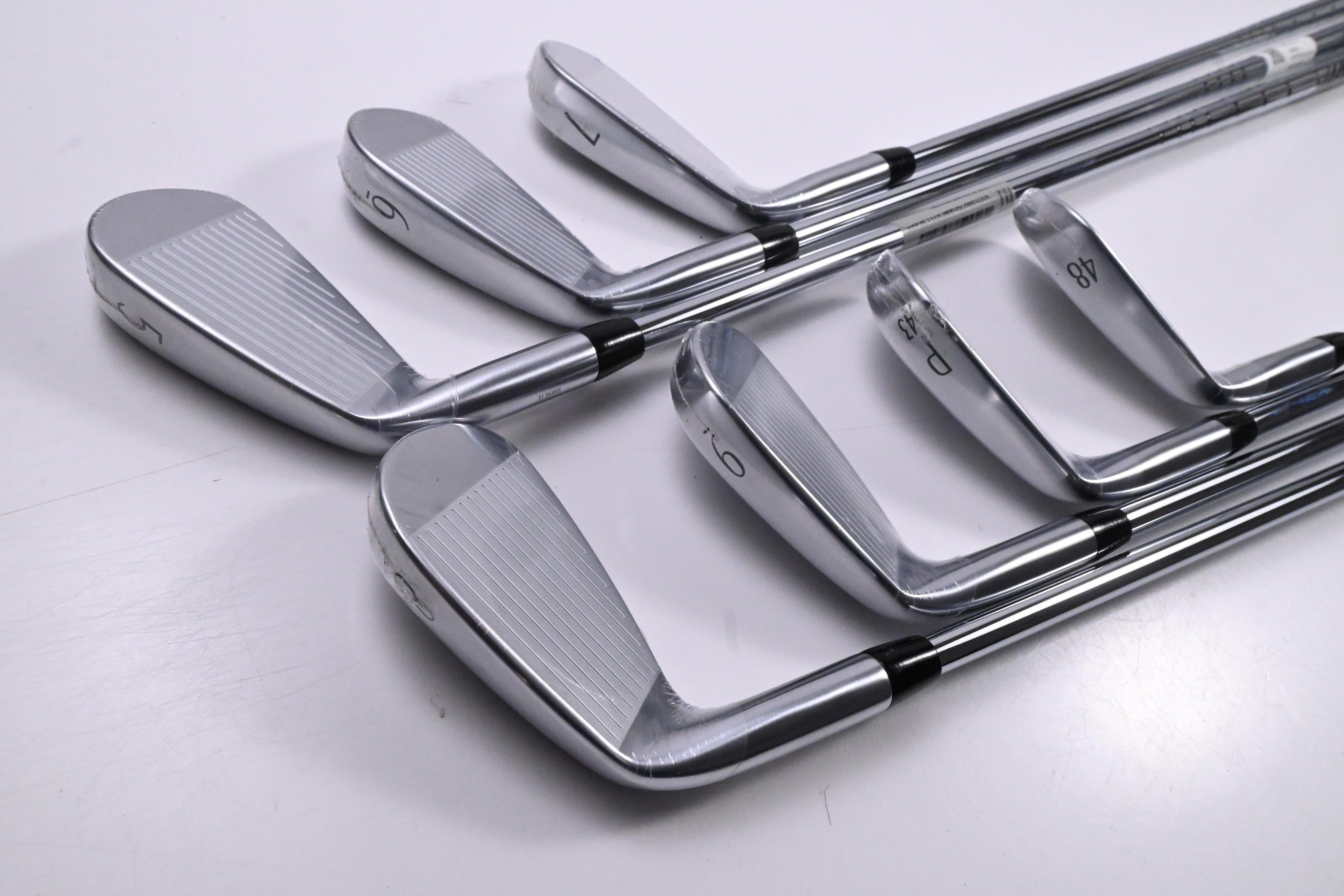 Titleist T250 2025 Irons / 5-PW+48° / Regular Flex AMT Black Shafts