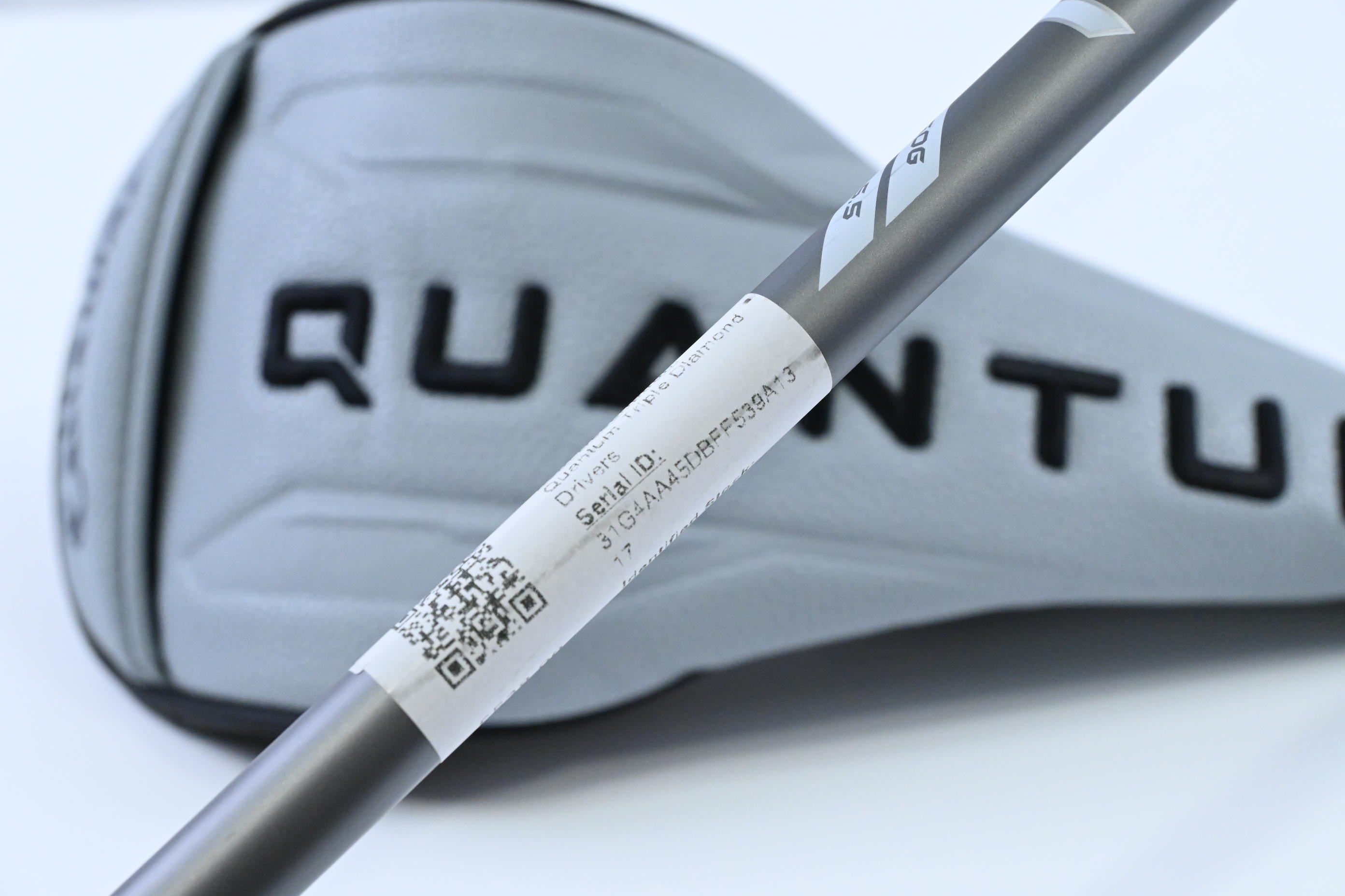 Callaway Quantum Triple Diamond Driver / 9 Degree / Regular Flex Denali Frost 50