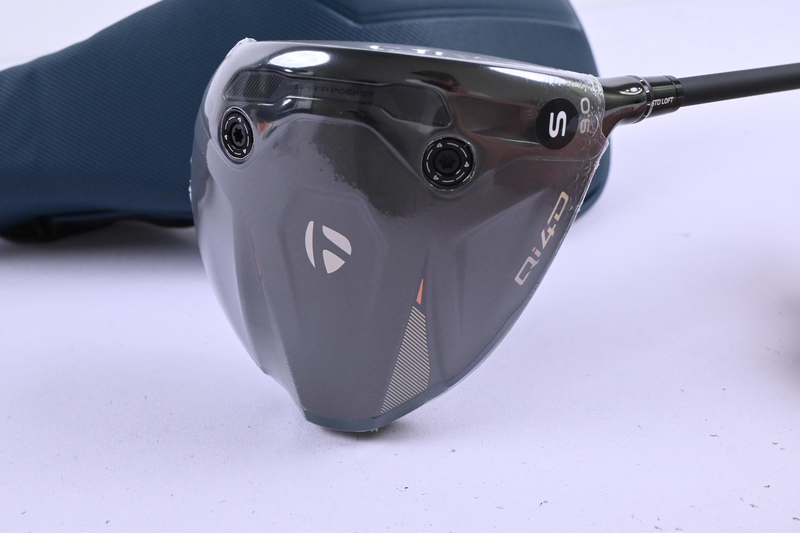 Taylormade Qi4D Driver / 9 Degree / Stiff Flex REAX Blue 50 Shaft