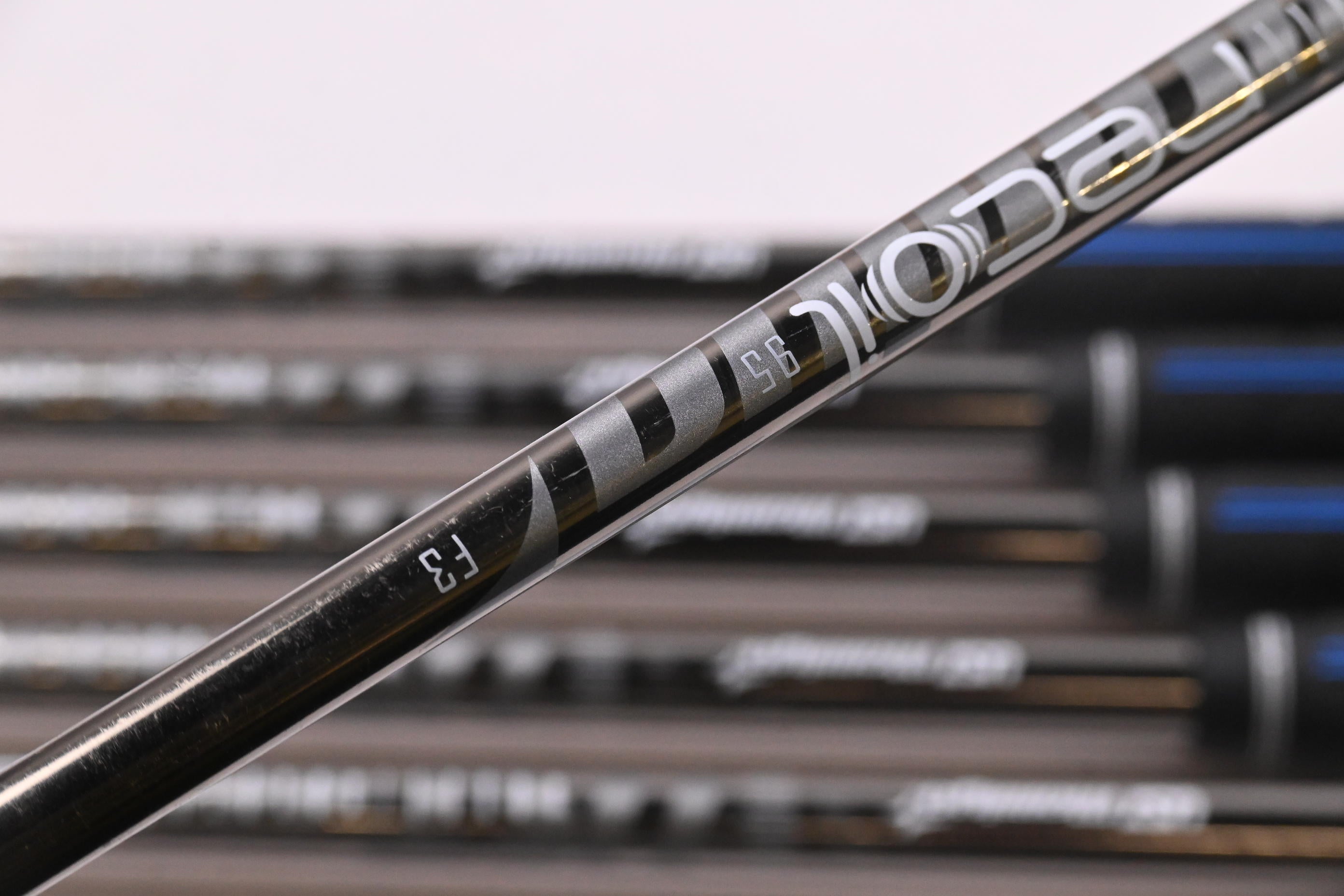 Mizuno JPX 921 Hot Metal Irons / 4-PW / Regular Flex UST Recoil 95 Shafts