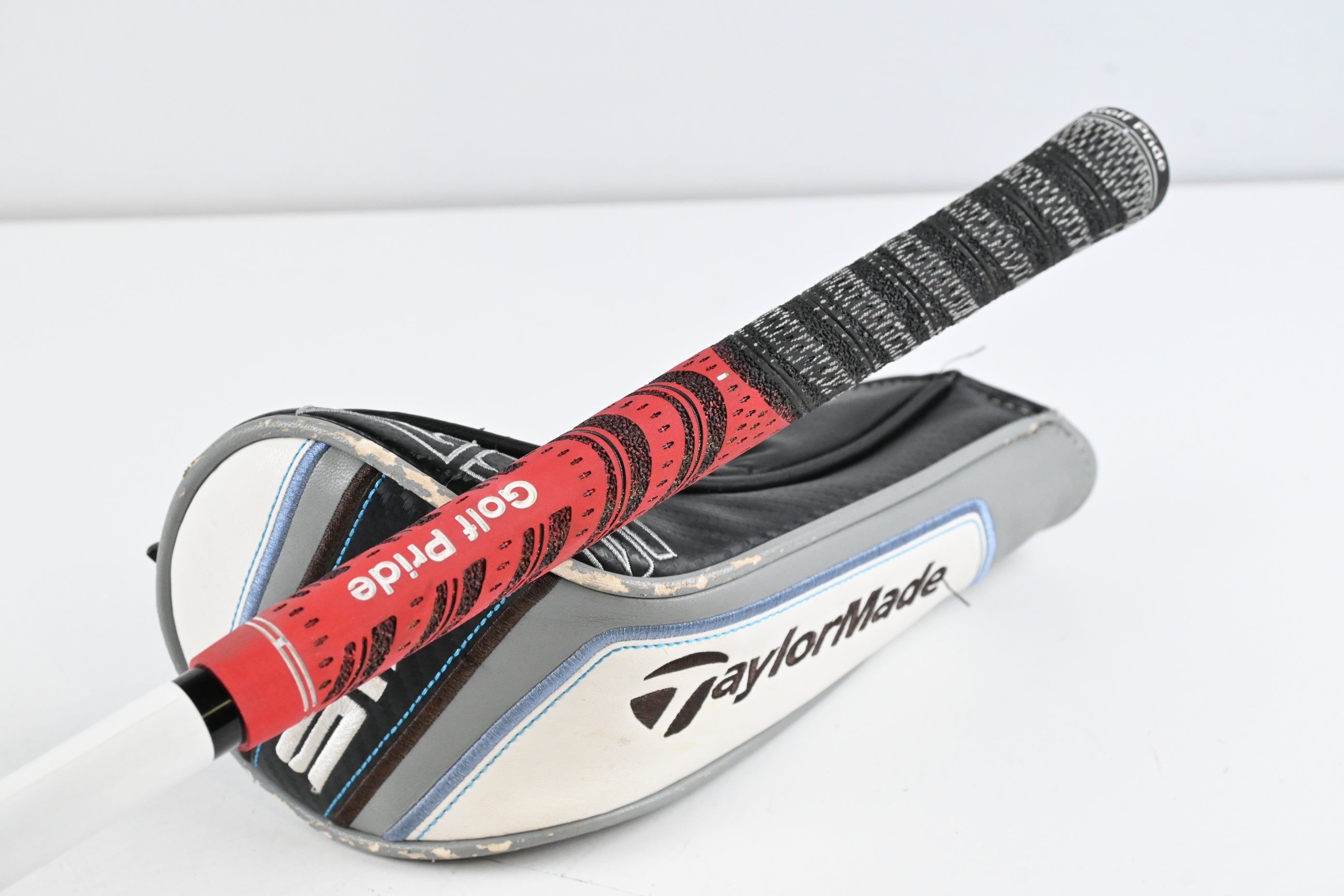 Taylormade SIM Ti #3 Wood / 15 Degree / Stiff Flex Diamana Limited Black 75