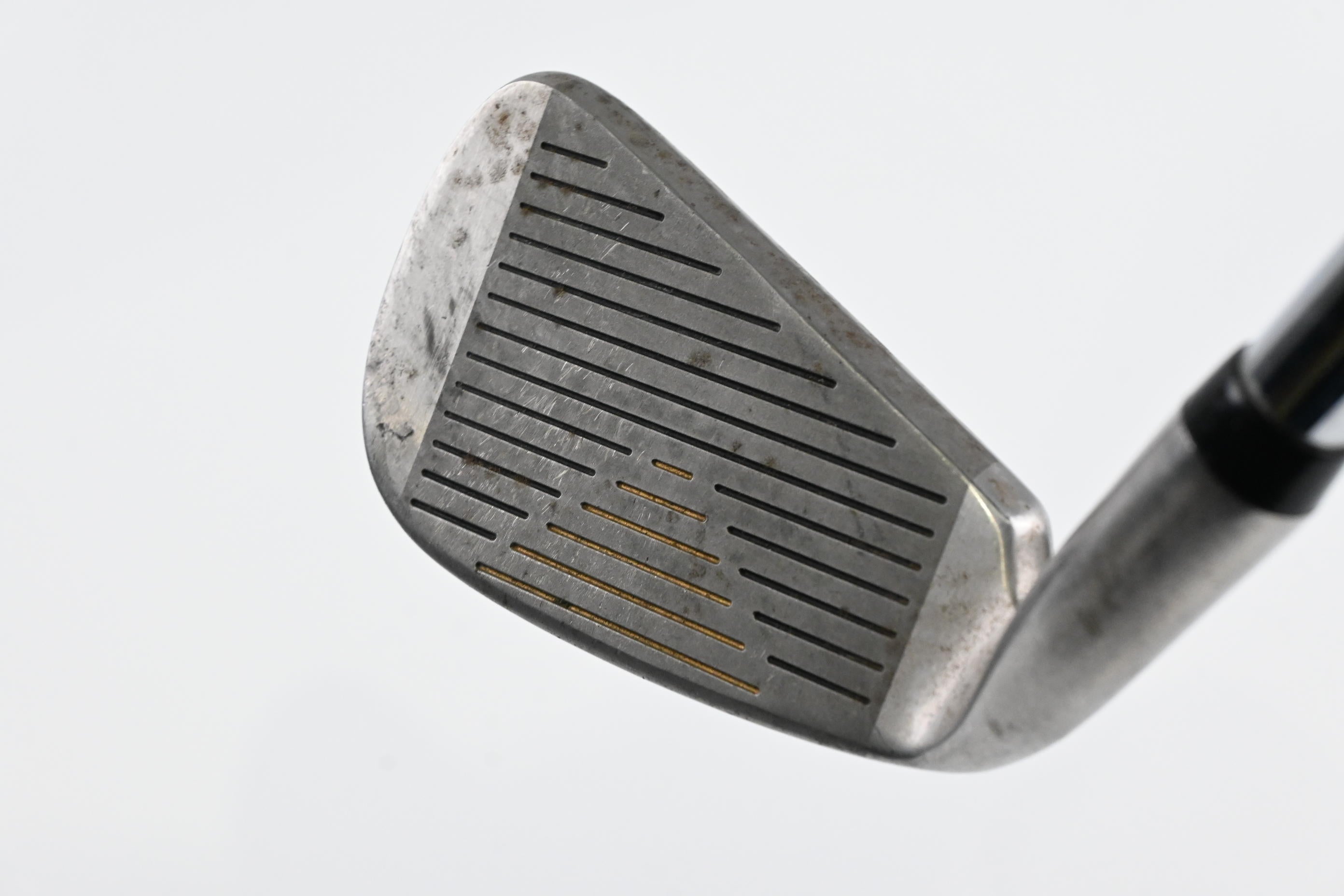 Lynx Black Cat #6 Iron / 30 Degree / Stiff Flex True Temper Dynamic Flare