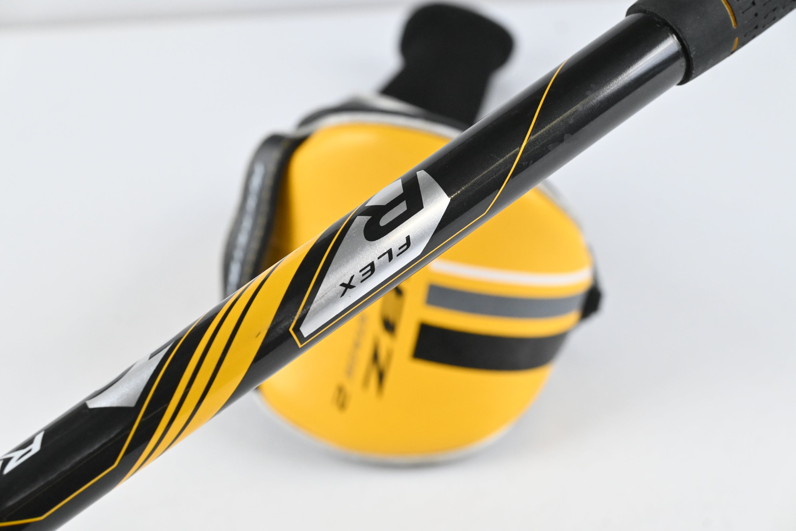 Left Hand Taylormade RBZ Stage 2 #5 Wood / 19 Degree / Regular Flex Rocketfuel 60