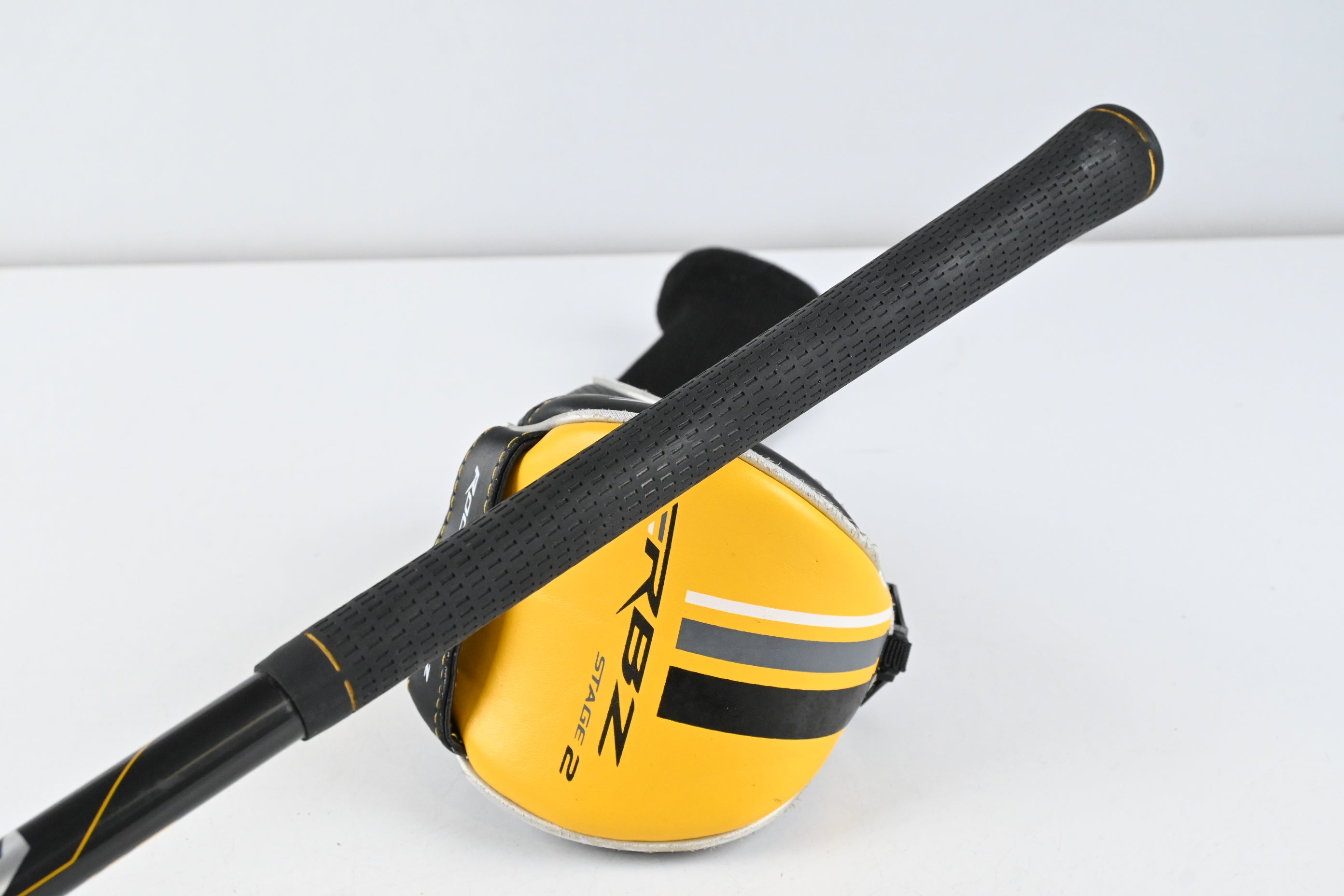 Left Hand Taylormade RBZ Stage 2 #5 Wood / 19 Degree / Regular Flex Rocketfuel 60