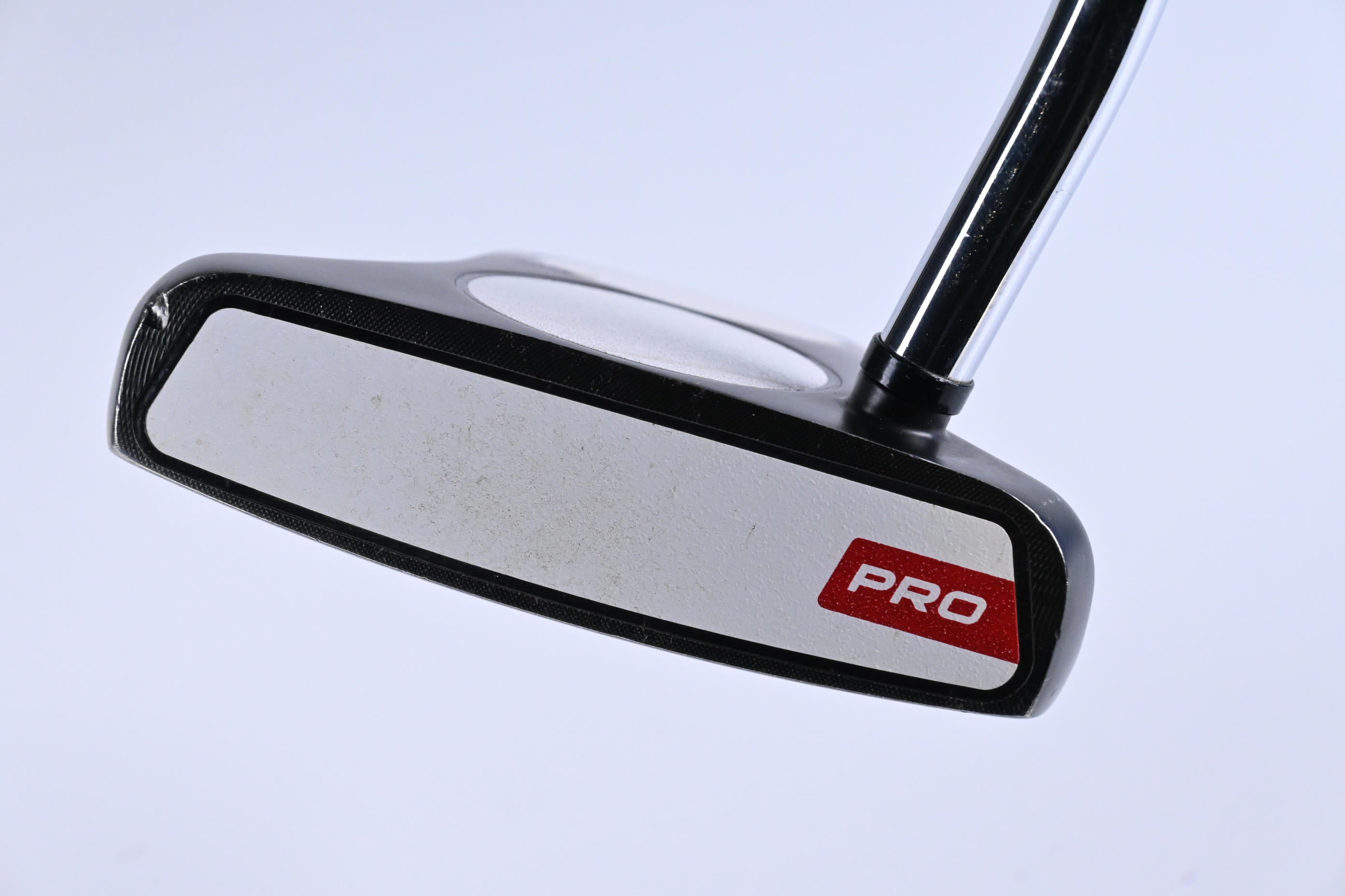 Odyssey White Hot Pro Black 2-Ball Putter / 34 Inch