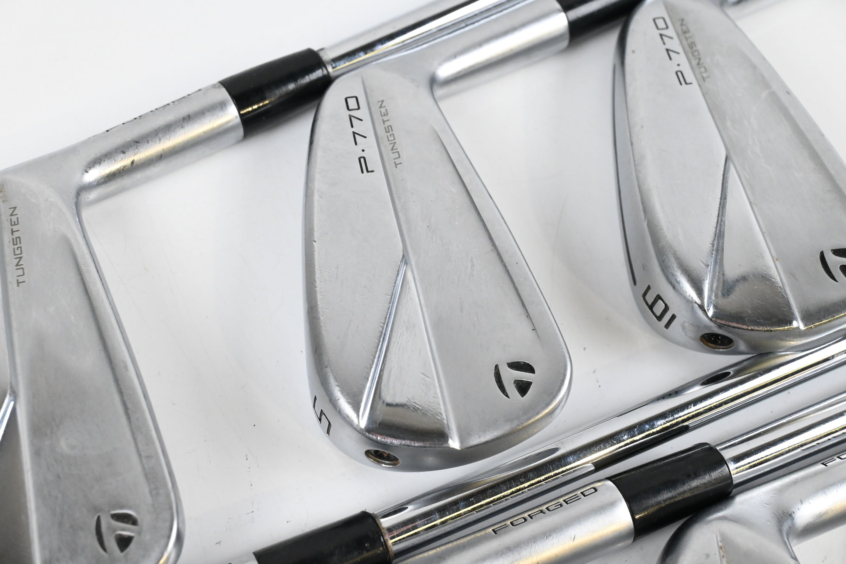 Taylormade P770 2023 Irons / 4-PW / X-Flex Accra i-Series 125i Shafts