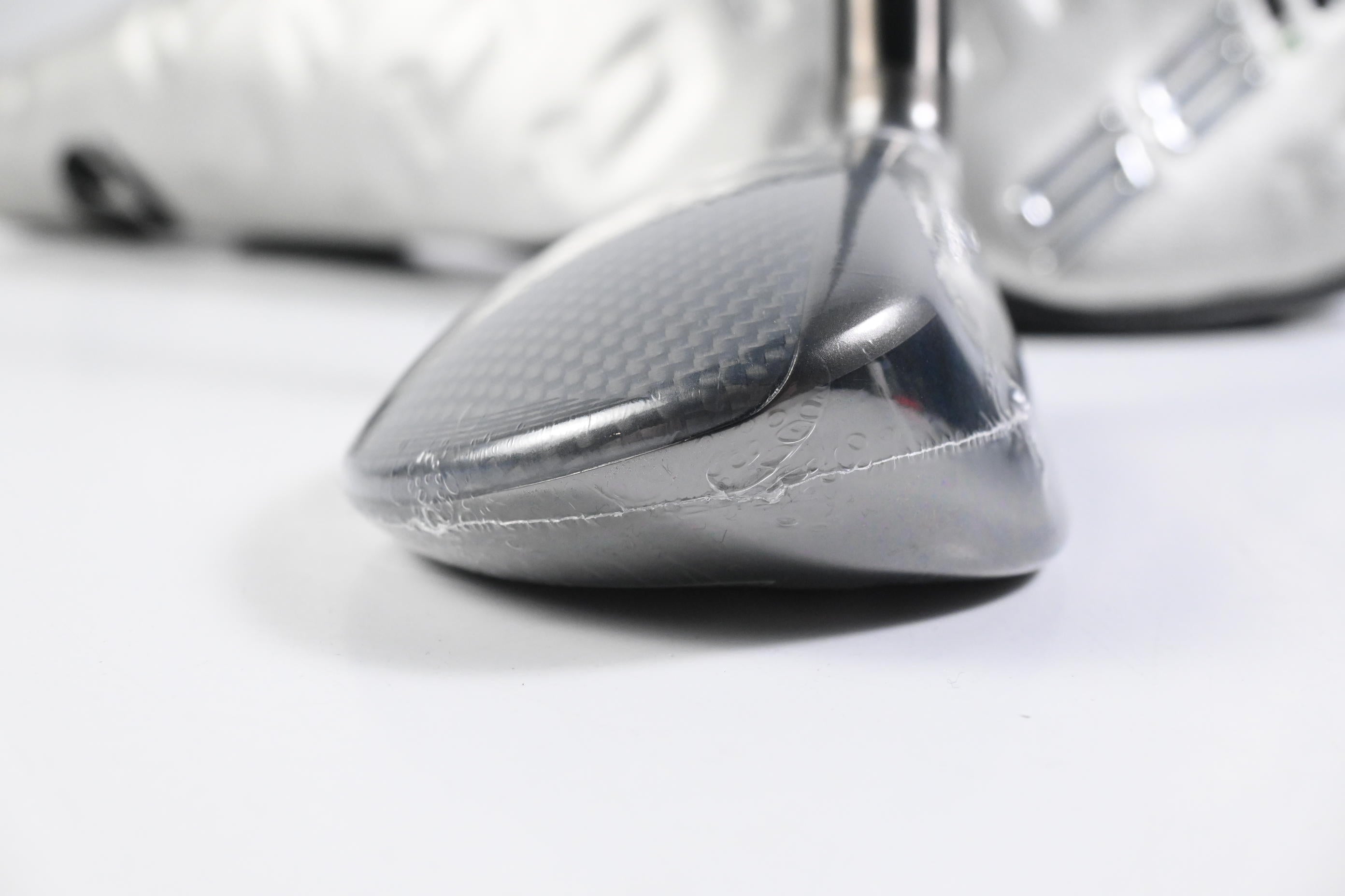 Taylormade Qi35 #4 Hybrid / 23 Degree / Regular Flex Fujikura Ventus Blue 6