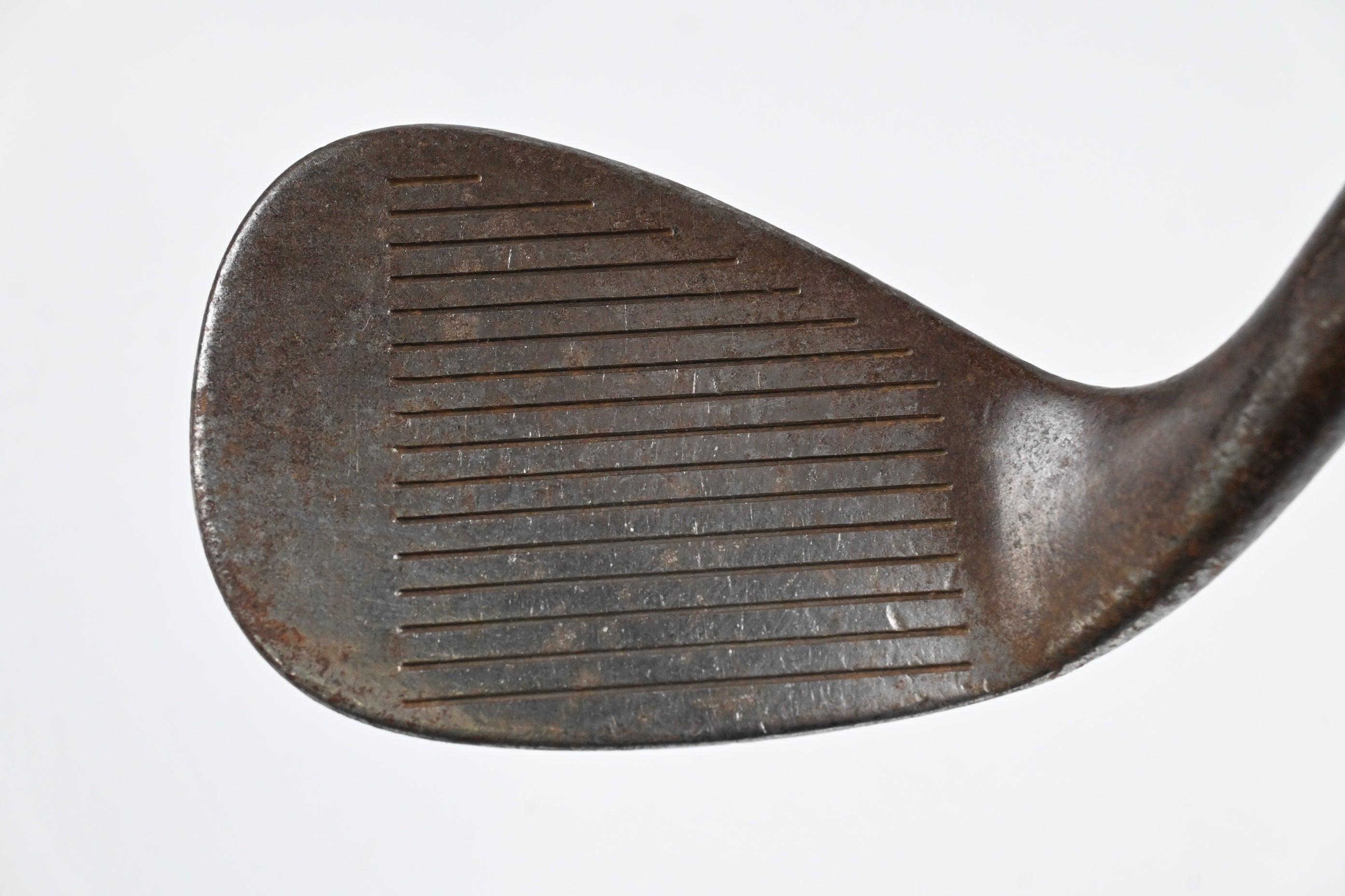 Cleveland Reg 588 RTG Gap Wedge / 51 Degree / Wedge Flex Dynamic Gold Shaft