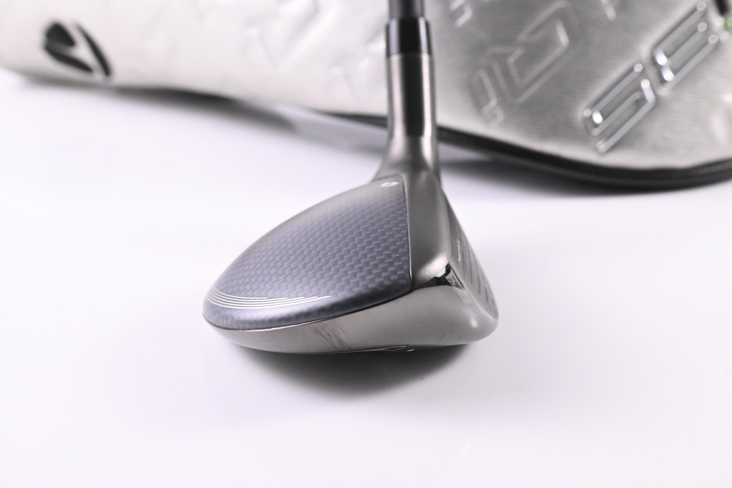 Taylormade Qi35 Max Lite #5 Hybrid / 27 Degree / Regular Flex Vanquish 5 Shaft