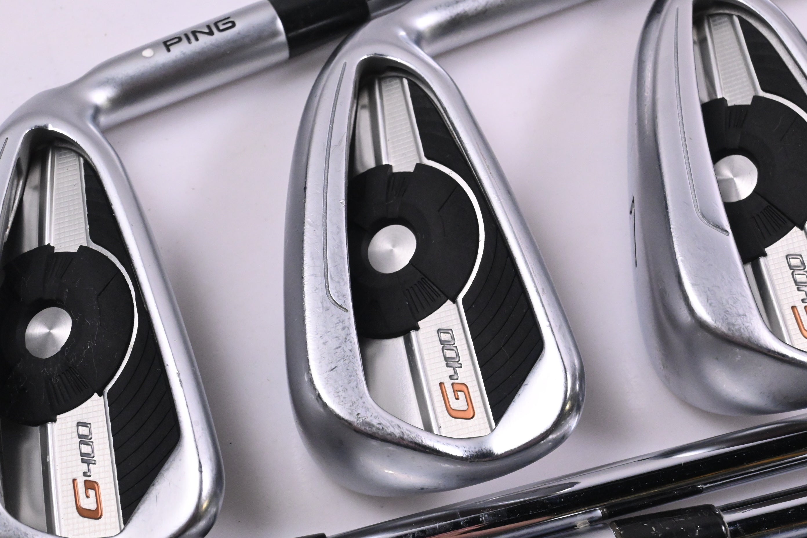 Ping G400 Irons / 5-PW+UW / White Dot / Regular Flex Ping AWT 2.0 Shafts