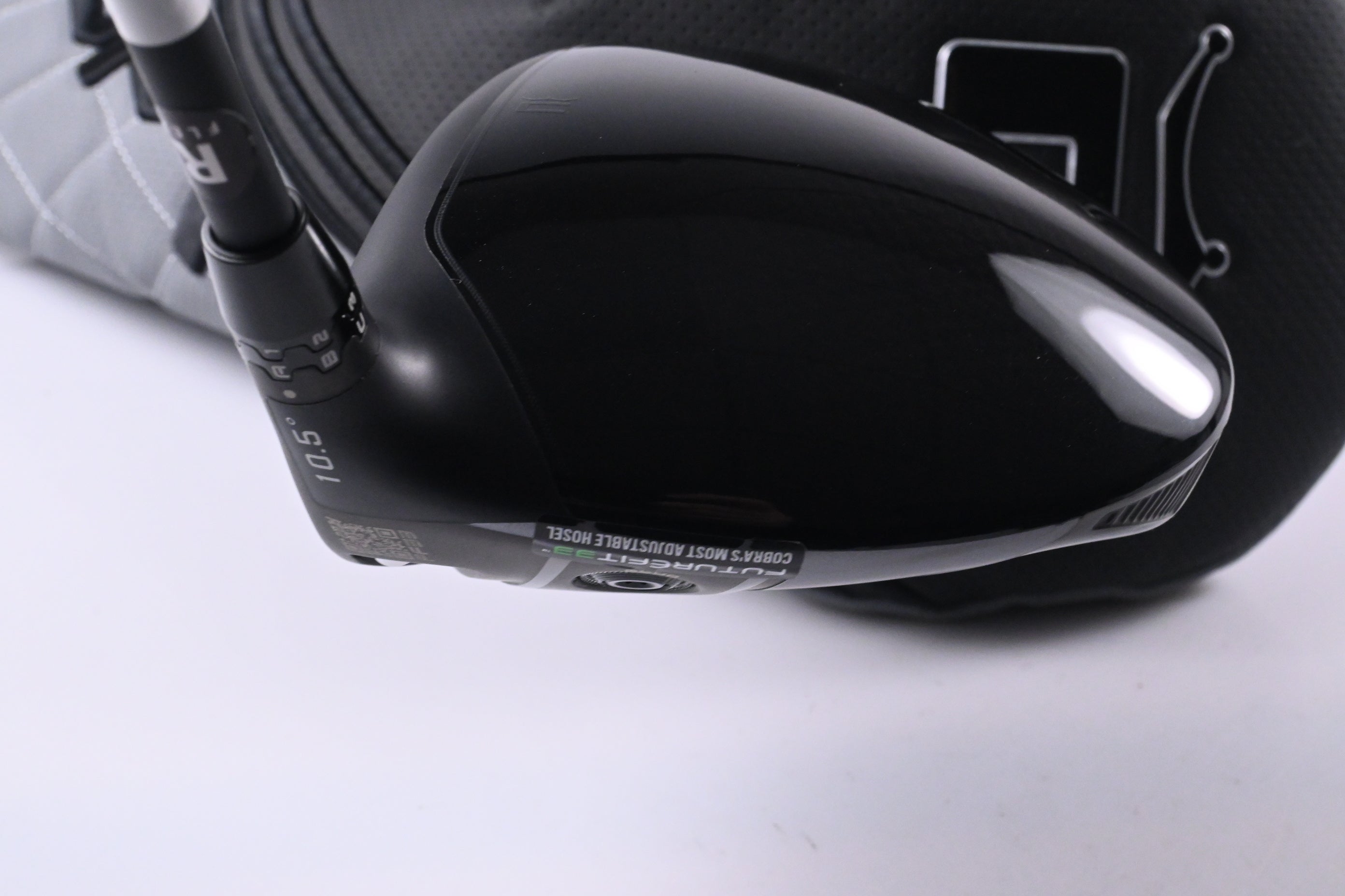 Cobra OPTM MAX-D Driver / 10.5 Degree / Regular Flex Kai`li Dark Waves Red 50