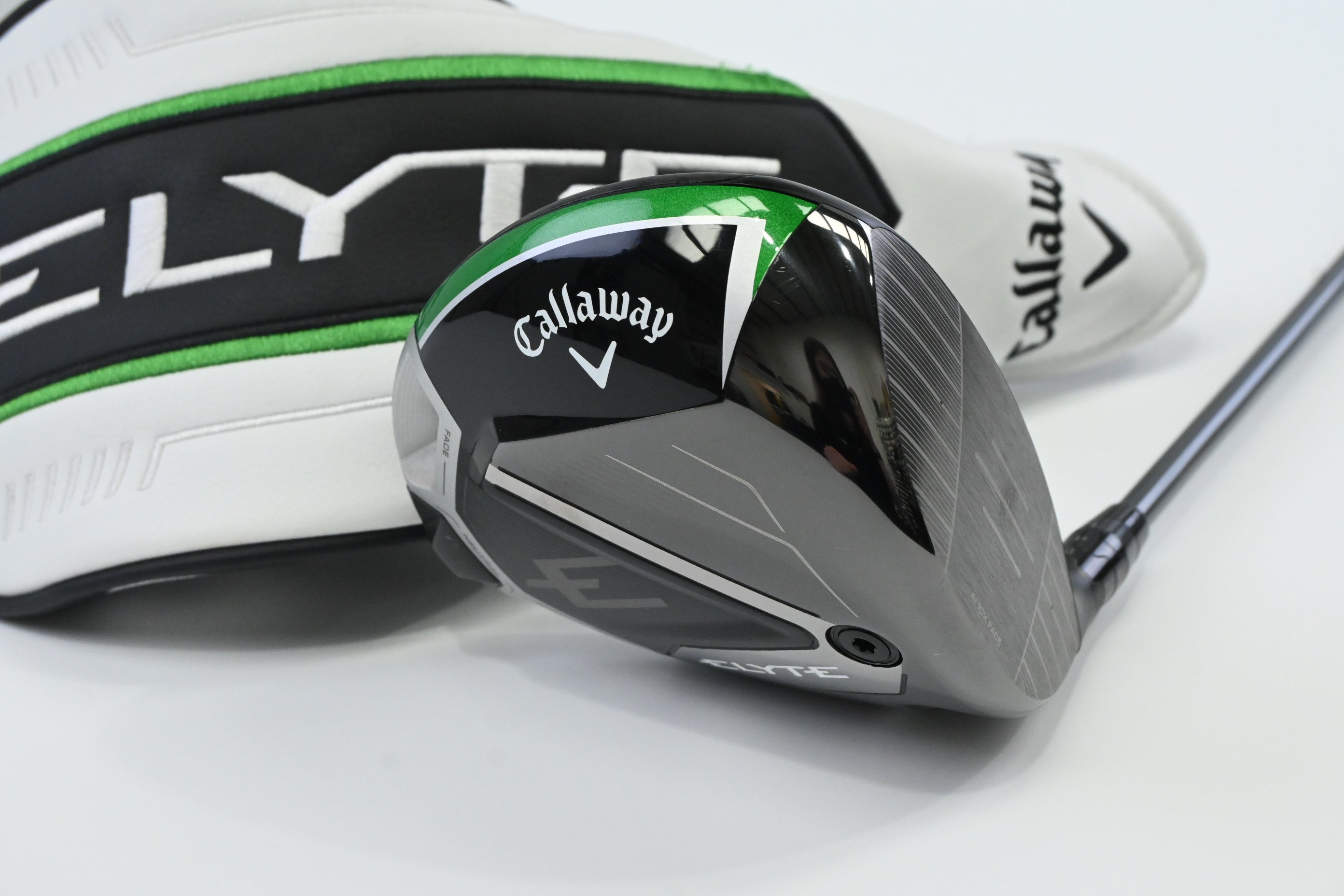 Callaway Elyte Driver / 10.5 Degree / Regular Flex Denali Charcoal 50 Shaft